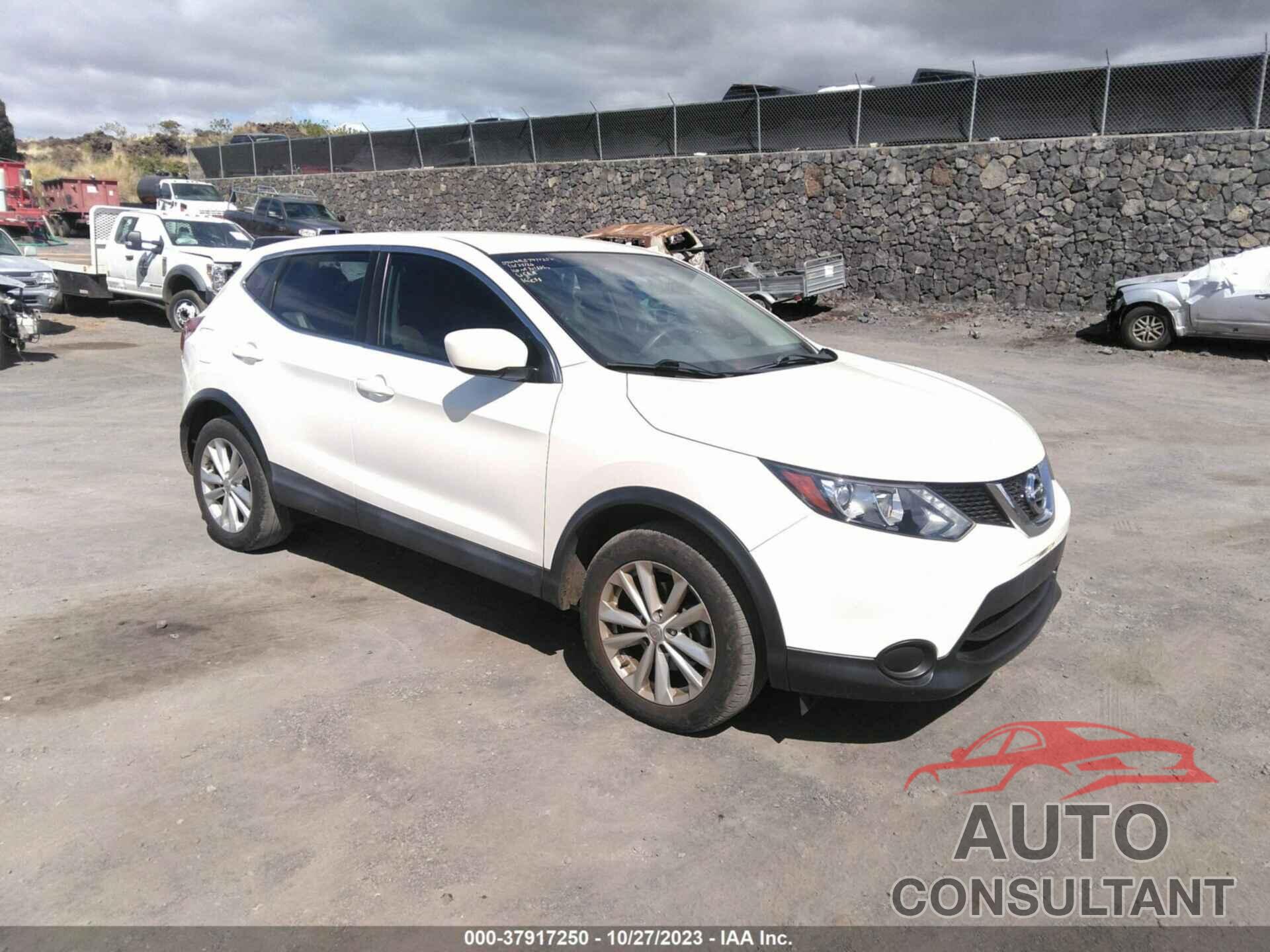 NISSAN ROGUE SPORT 2017 - JN1BJ1CR6HW136876