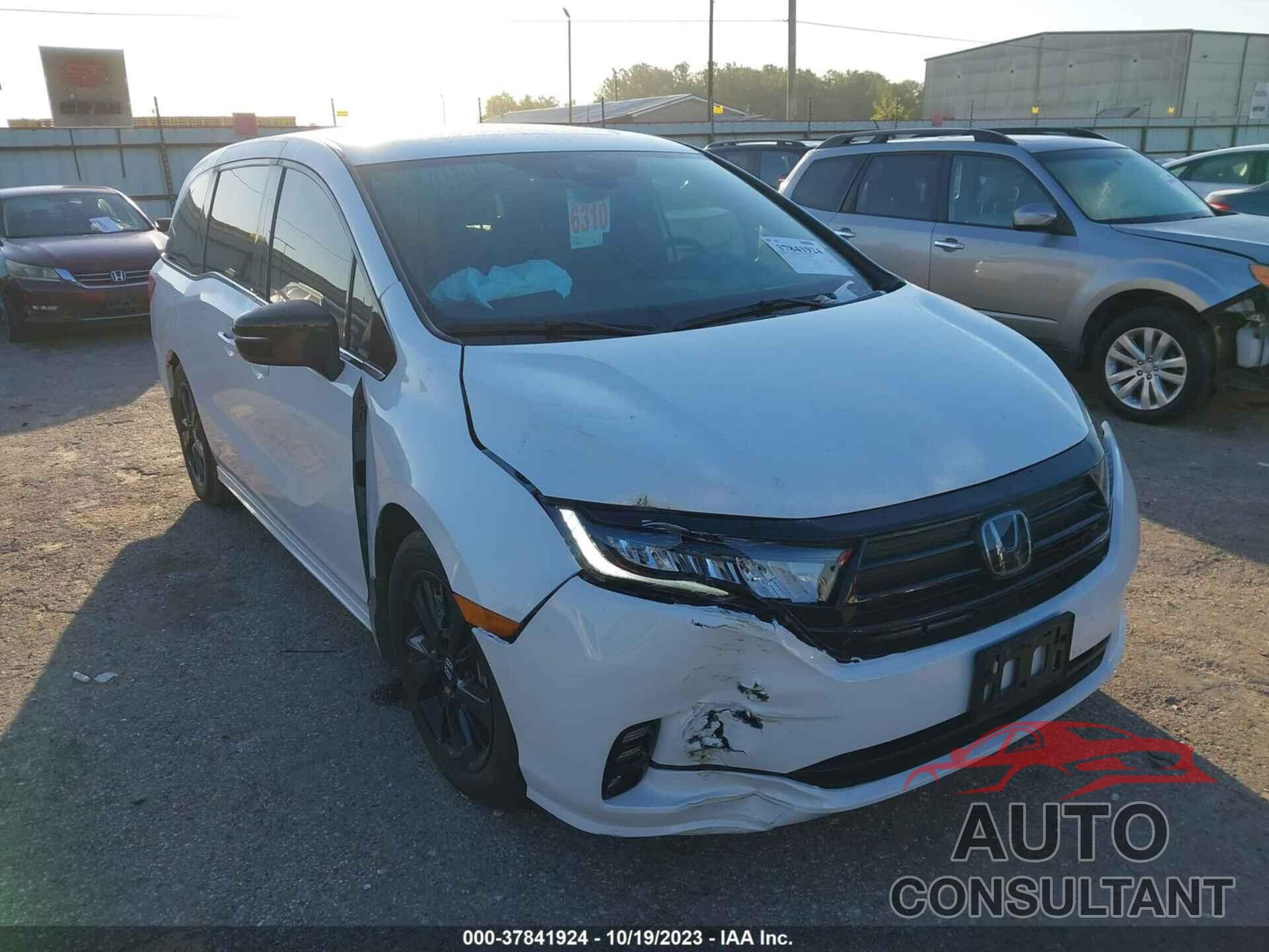 HONDA ODYSSEY 2023 - 5FNRL6H73PB030401