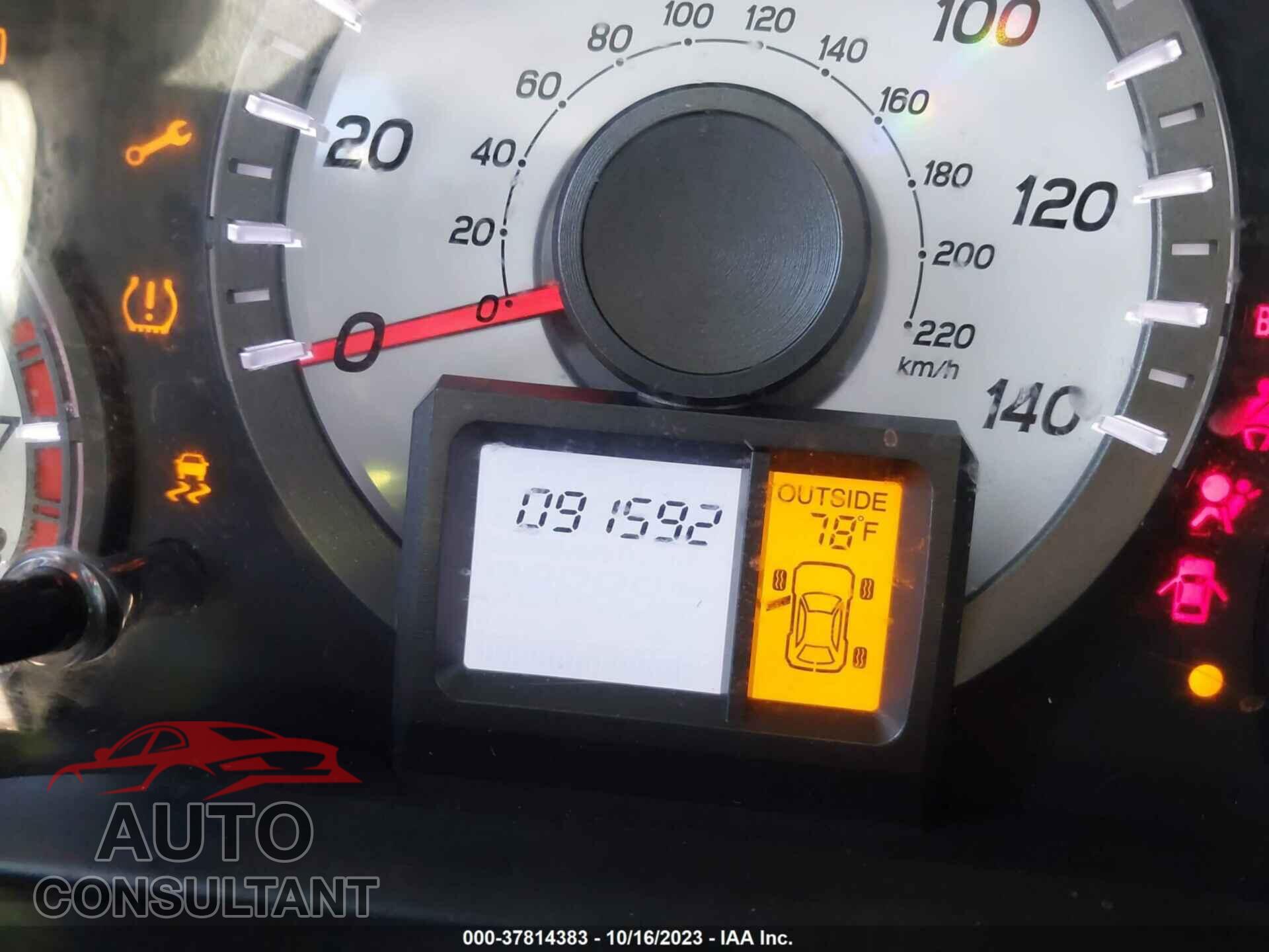 HONDA PILOT 2015 - 5FNYF3H63FB013329