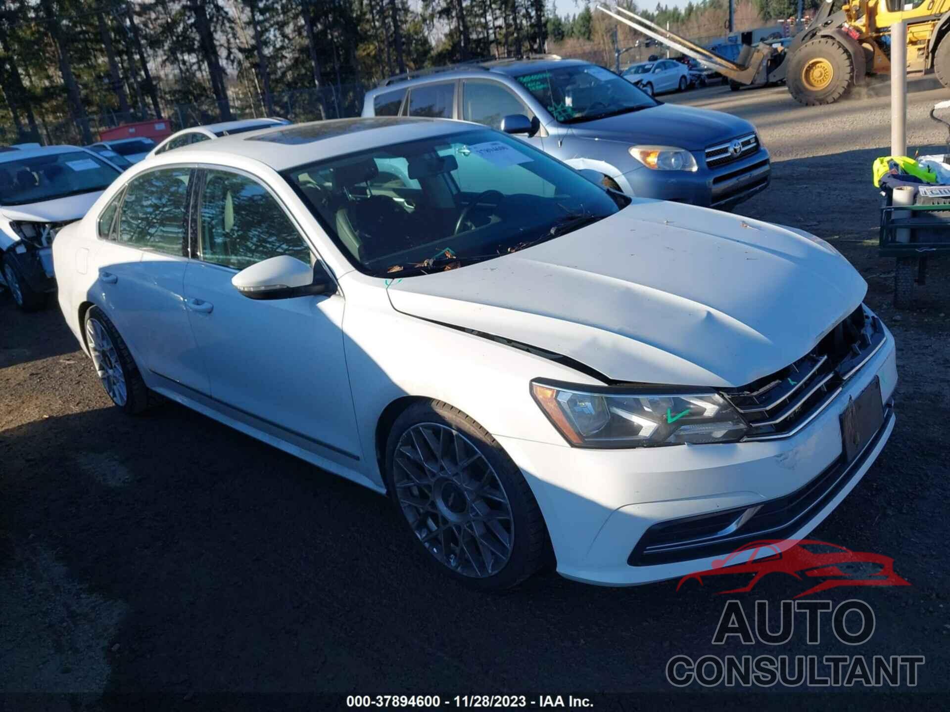 VOLKSWAGEN PASSAT 2016 - 1VWBT7A32GC013307