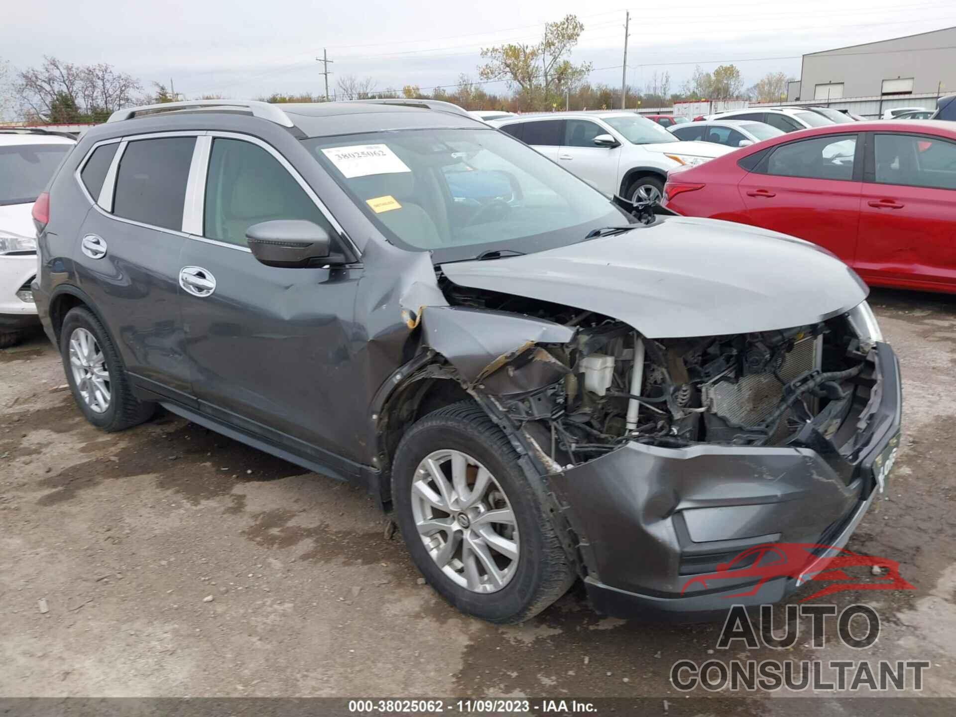 NISSAN ROGUE 2017 - 5N1AT2MT4HC745500