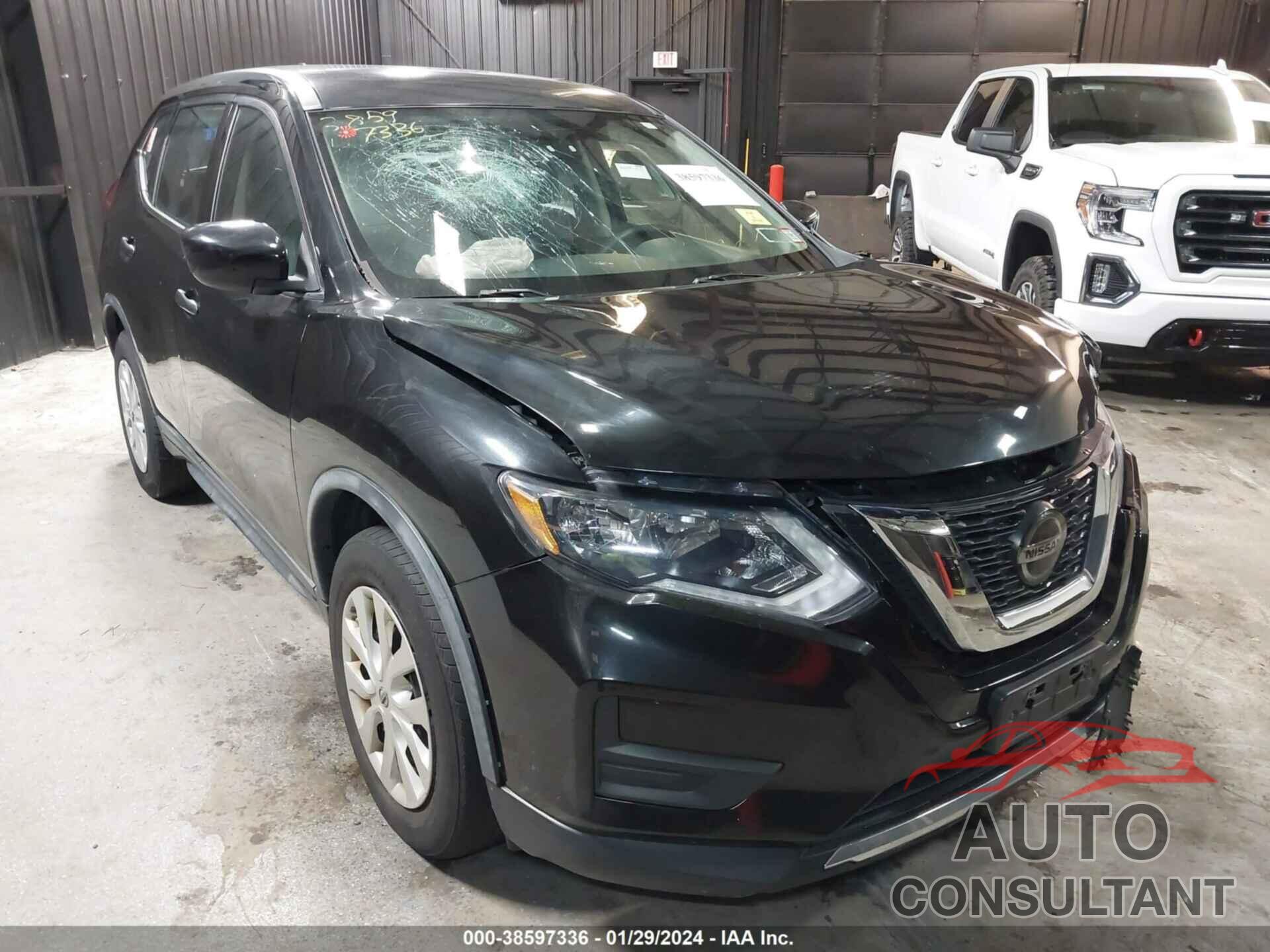 NISSAN ROGUE 2018 - KNMAT2MV2JP537877