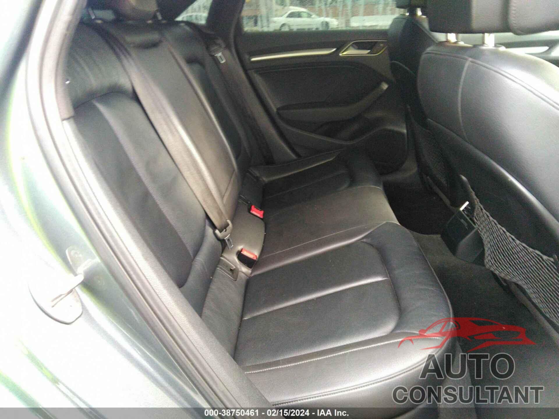 AUDI A3 2016 - WAUA7GFF1G1026323