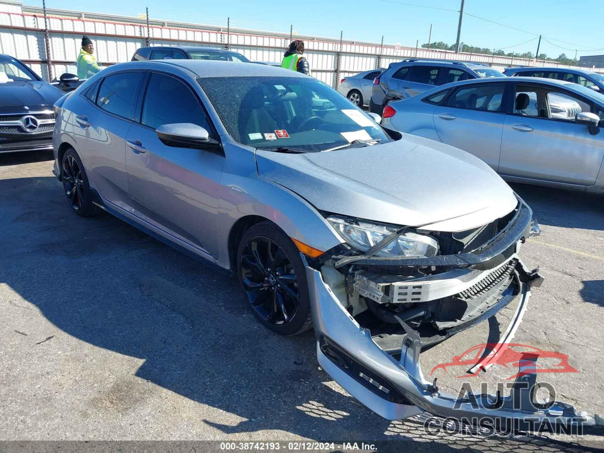 HONDA CIVIC 2018 - SHHFK7H47JU421364