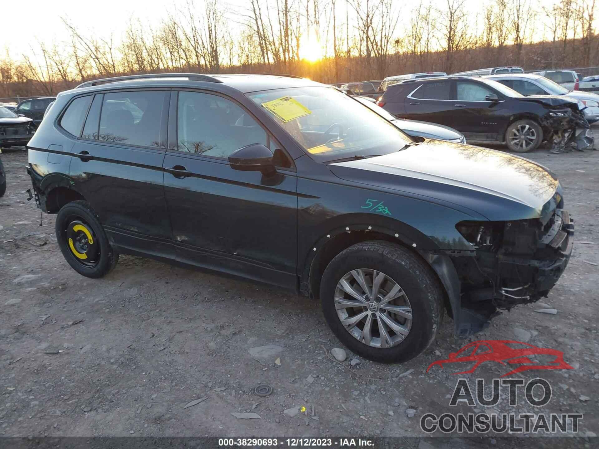 VOLKSWAGEN TIGUAN 2019 - 3VV0B7AX0KM116430