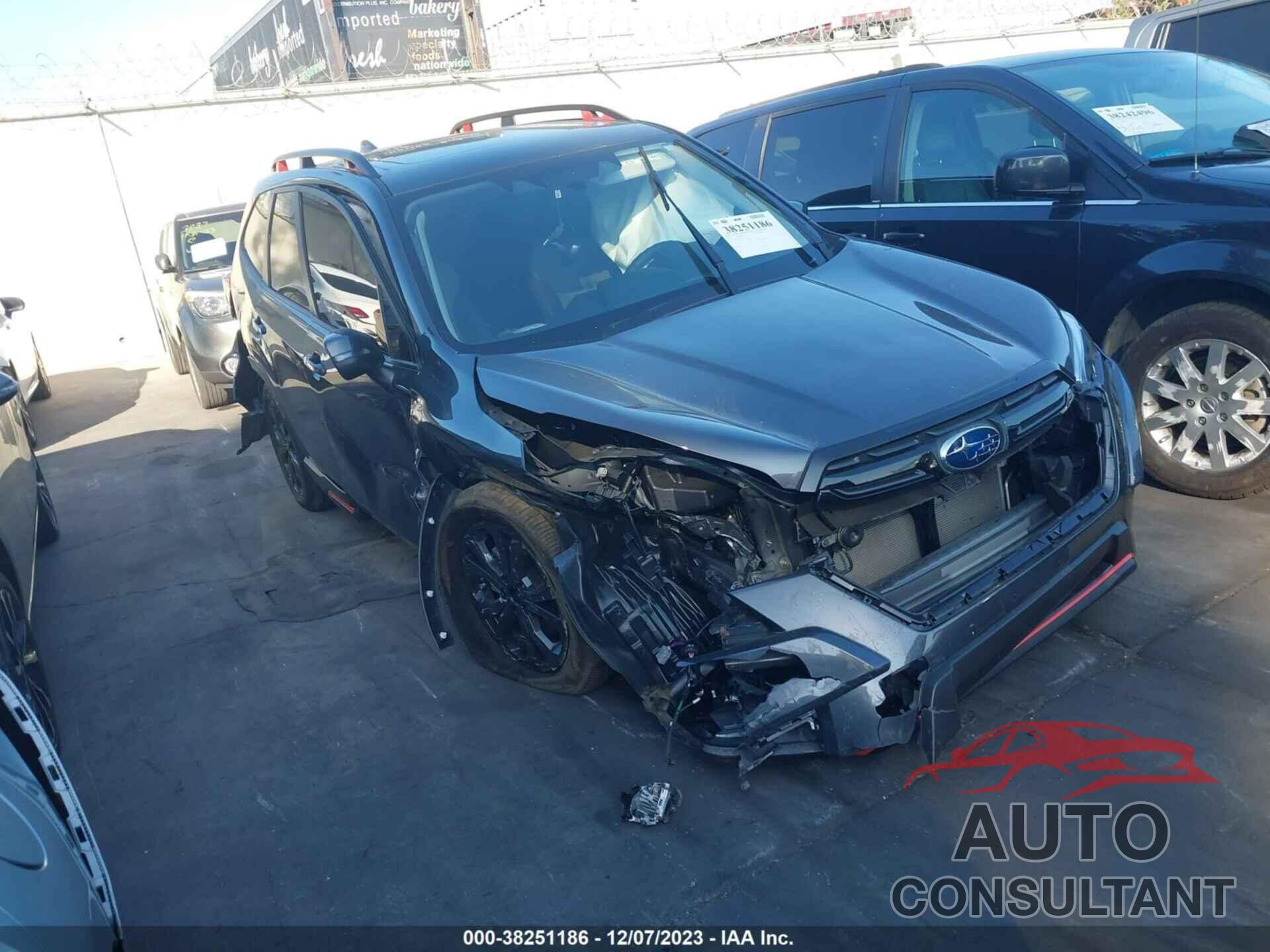 SUBARU FORESTER 2023 - JF2SKAJC1PH451131