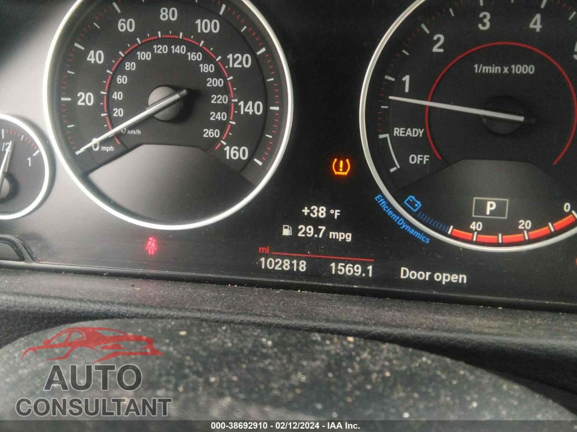 BMW 328I 2016 - WBA8E3G57GNU03121