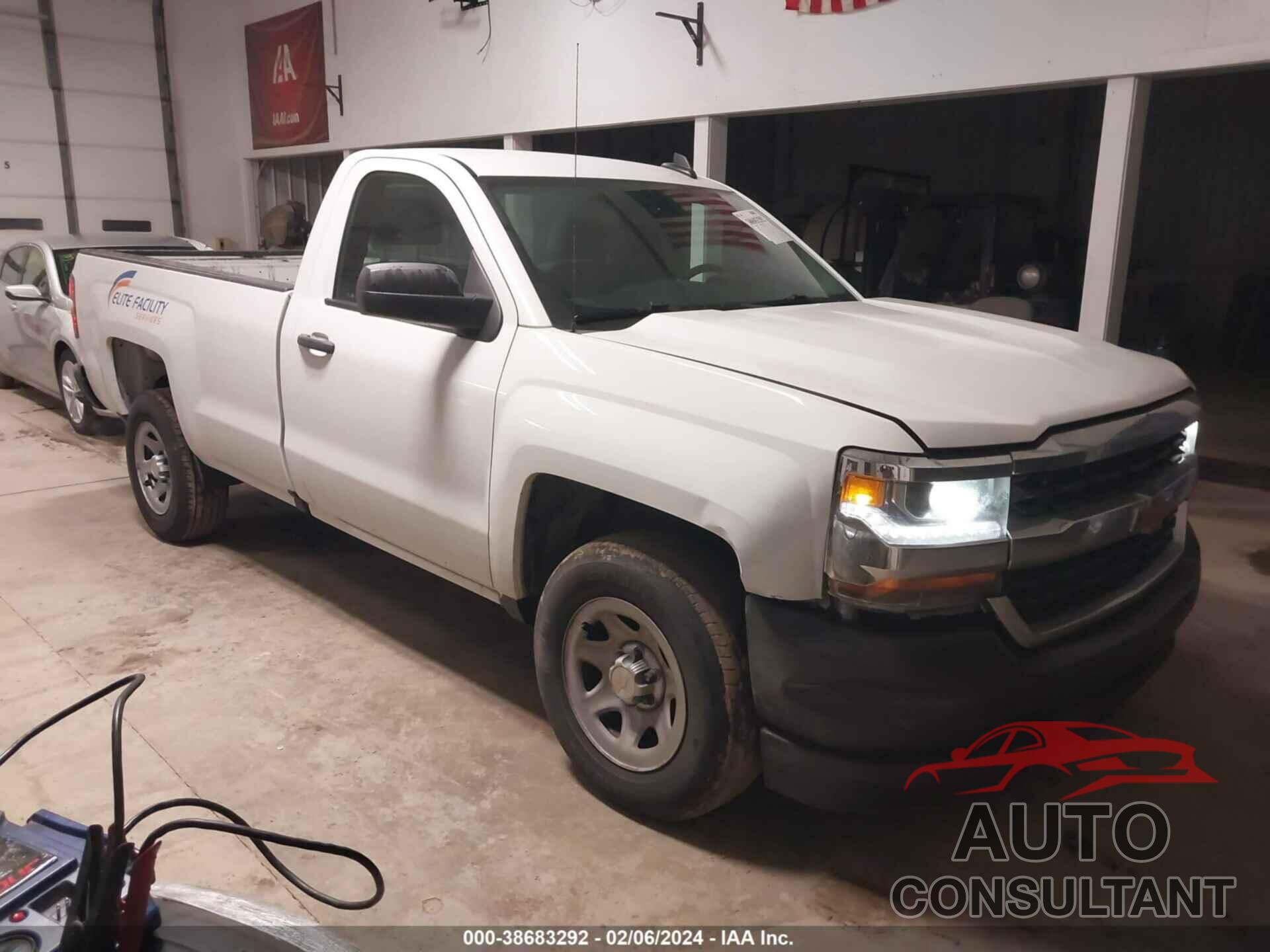 CHEVROLET SILVERADO 1500 2017 - 1GCNCNEH4HZ407397