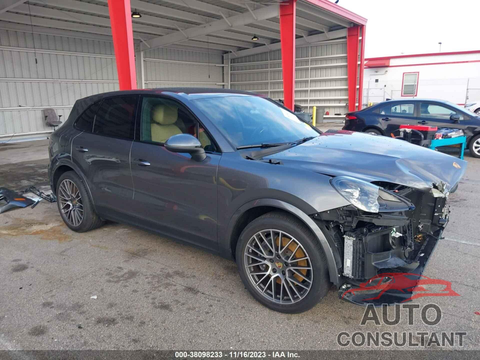 PORSCHE CAYENNE 2021 - WP1AA2AY8MDA08717