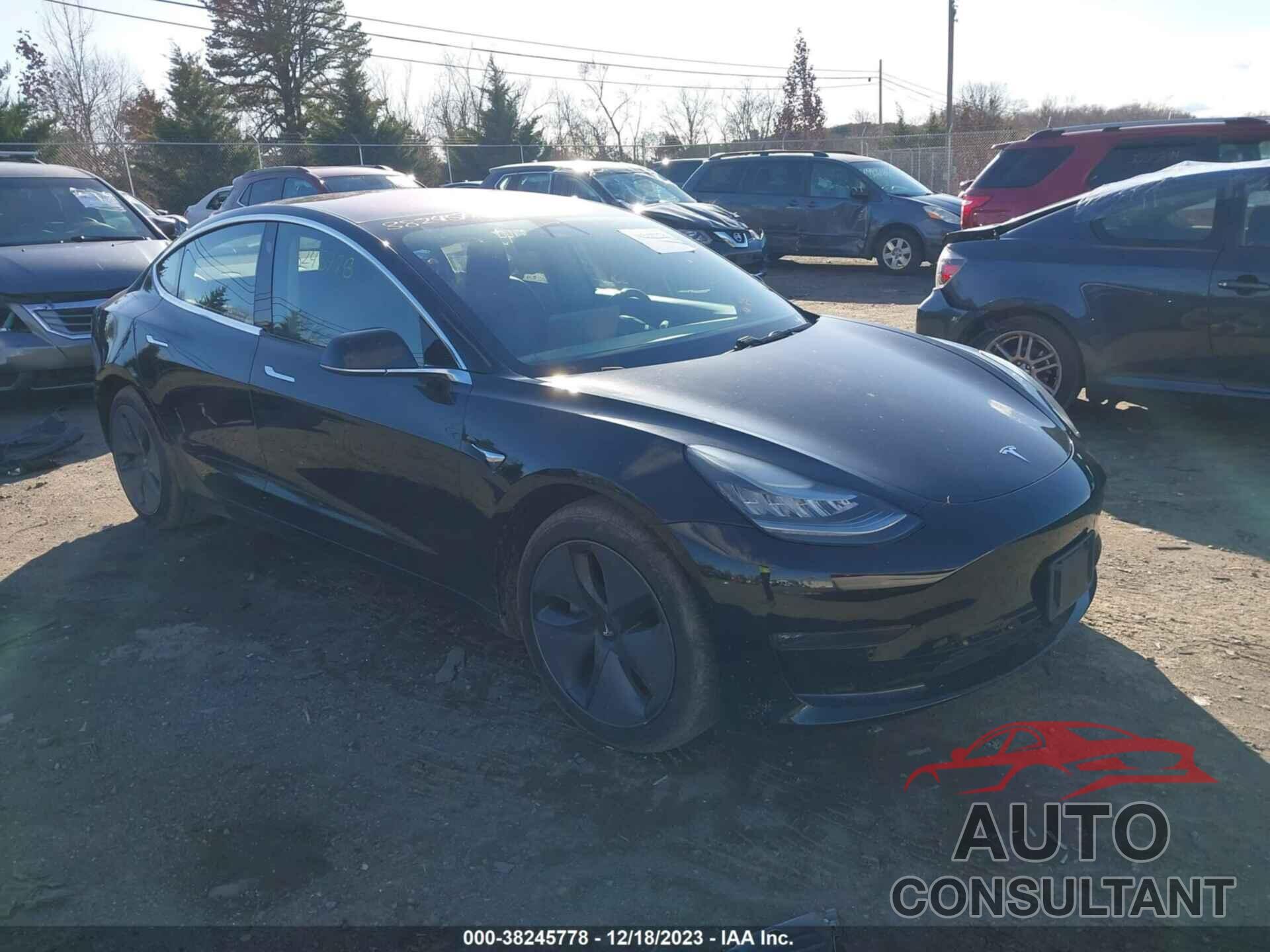 TESLA MODEL 3 2018 - 5YJ3E1EB1JF185354