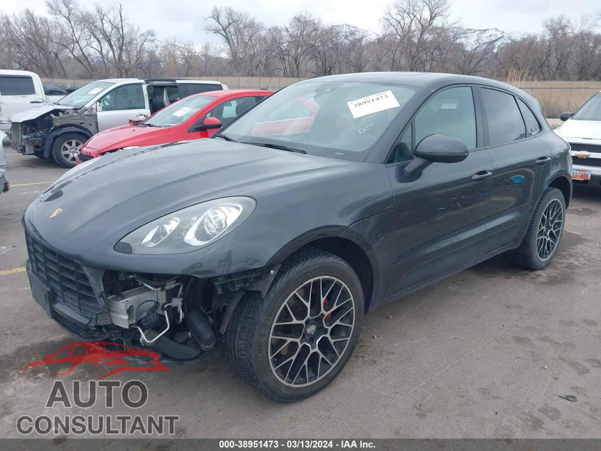 PORSCHE MACAN 2018 - WP1AA2A56JLB20021