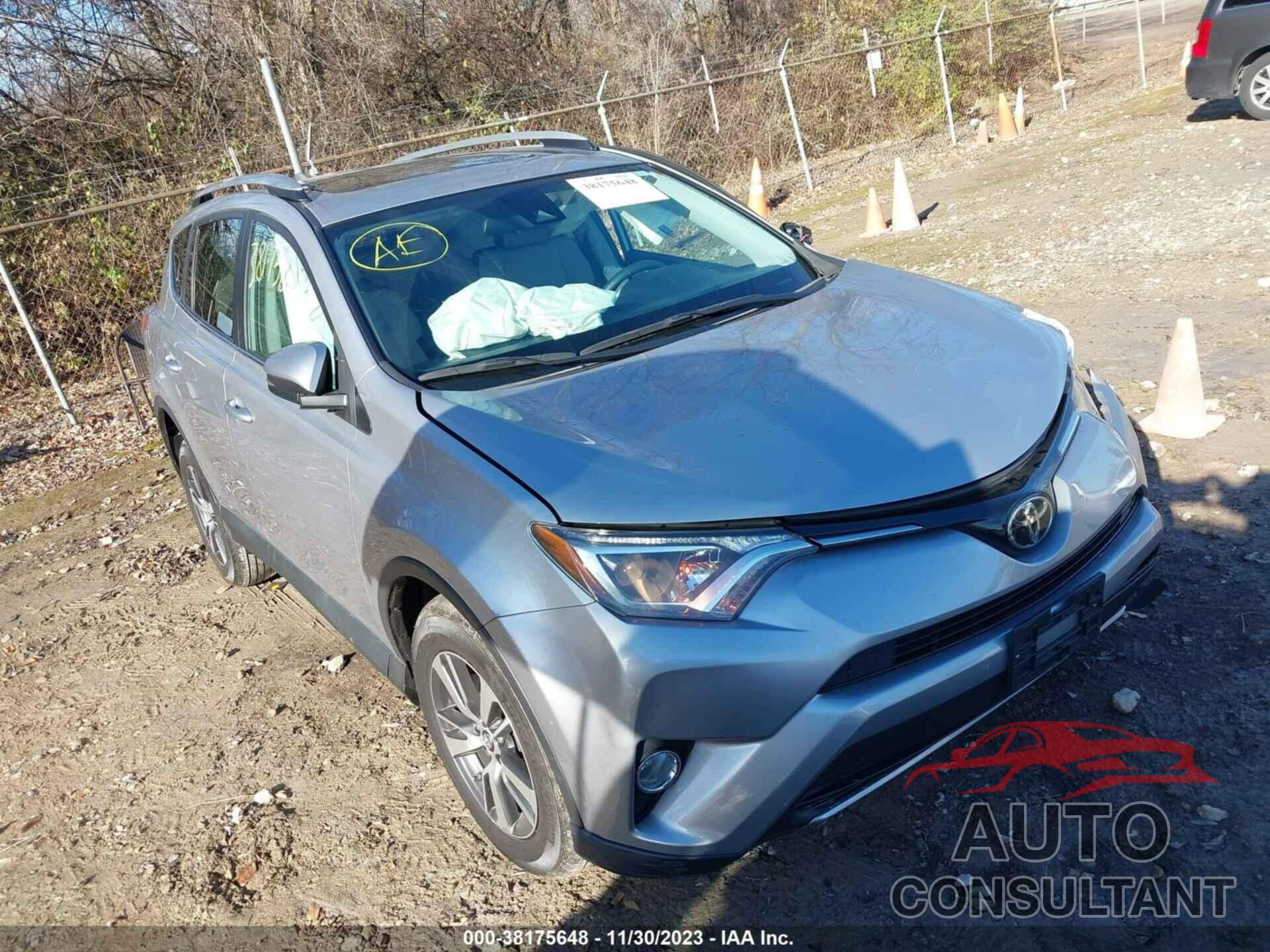 TOYOTA RAV4 2017 - 2T3RFREV3HW647546