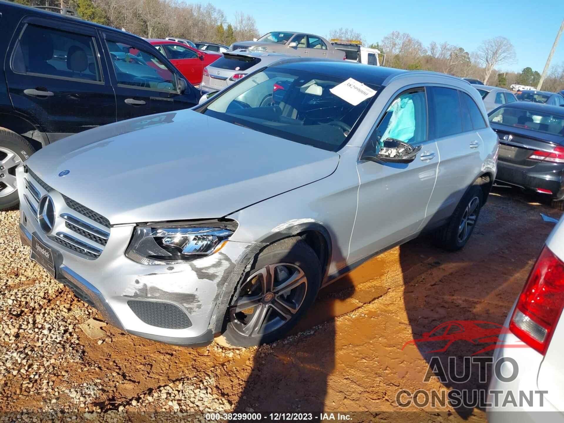 MERCEDES-BENZ GLC 300 2016 - WDC0G4KB7GF108487