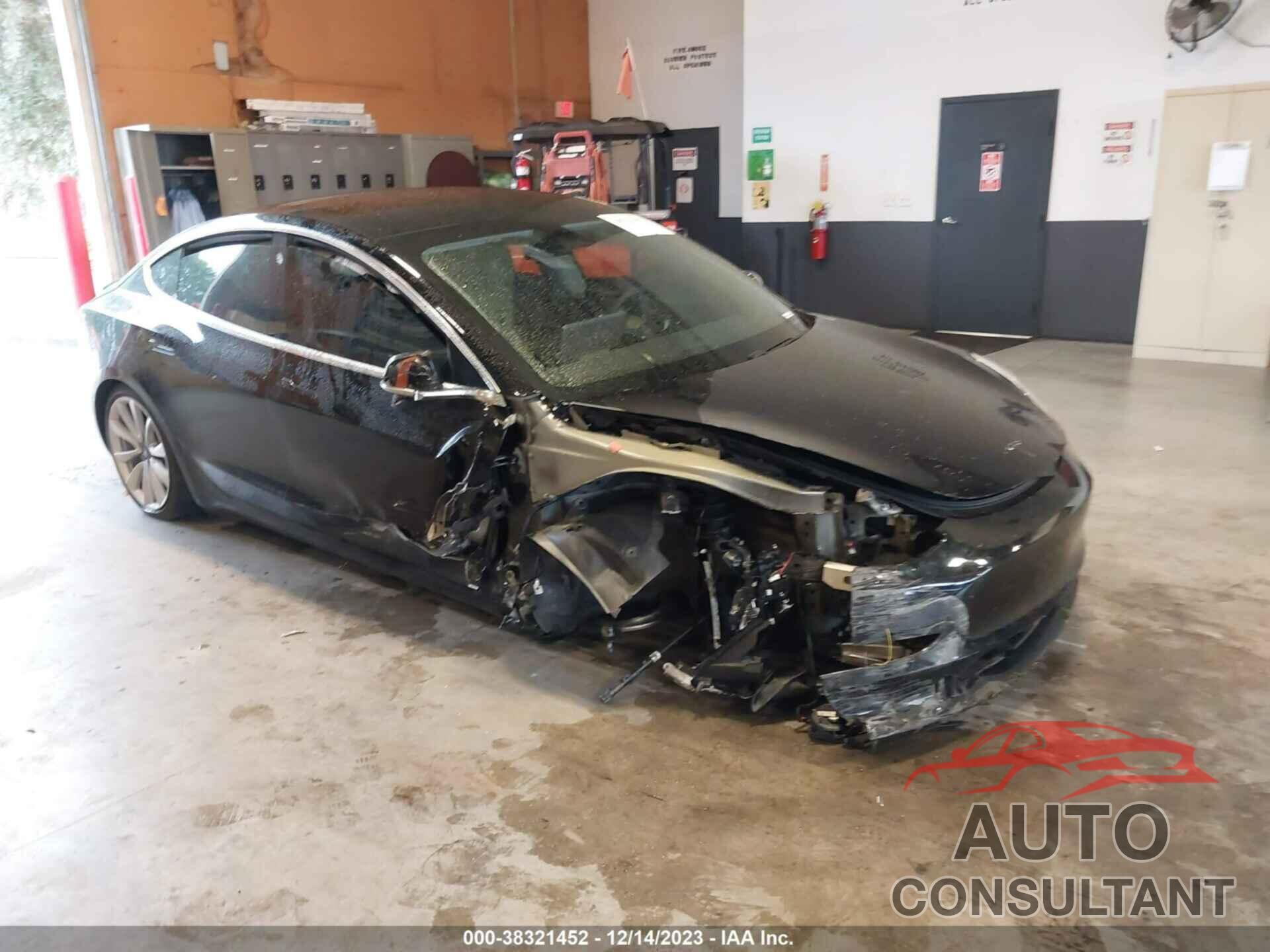 TESLA MODEL 3 2020 - 5YJ3E1EB1LF720363