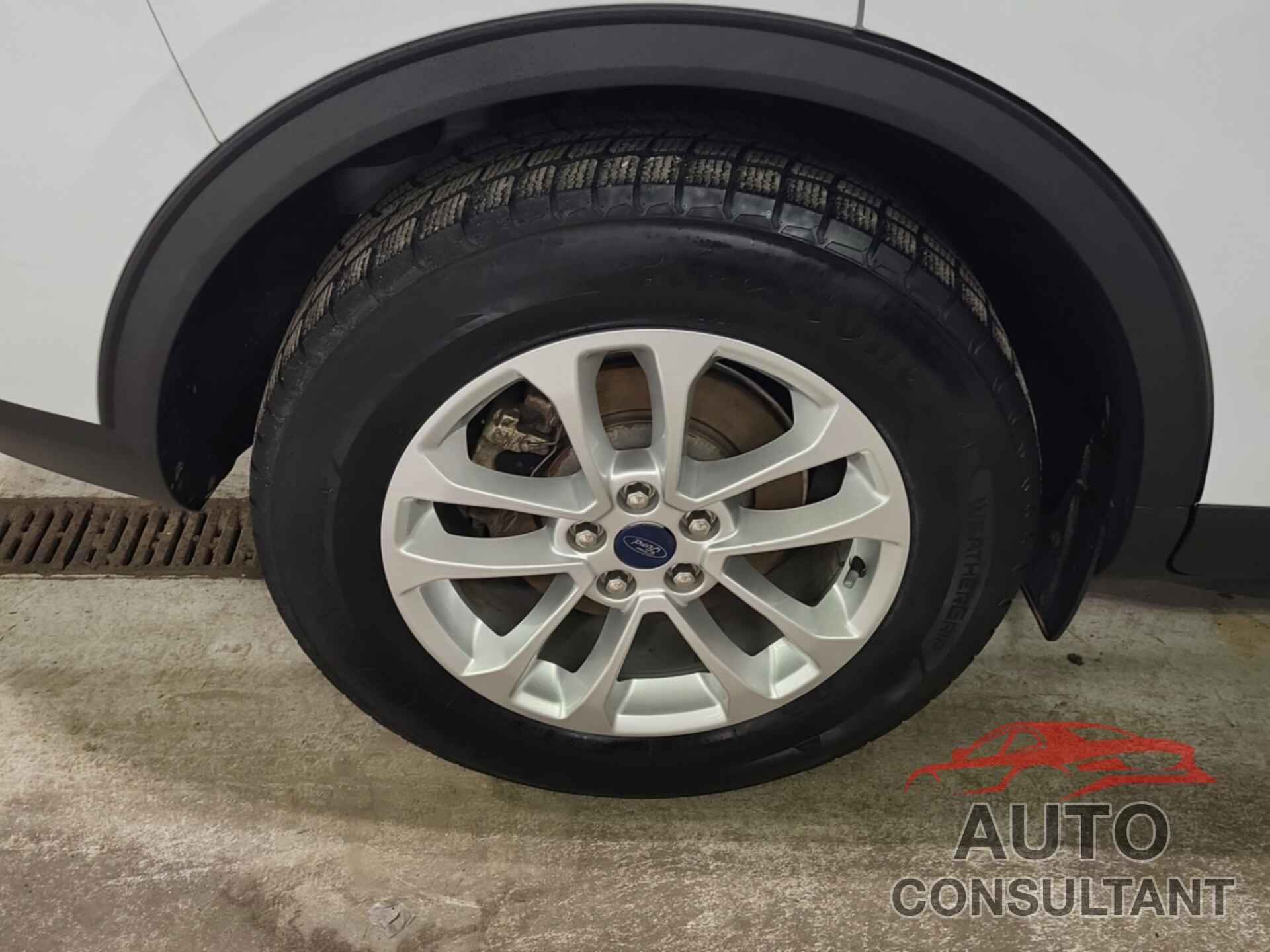 FORD ESCAPE 2020 - 1FMCU0G64LUC08449