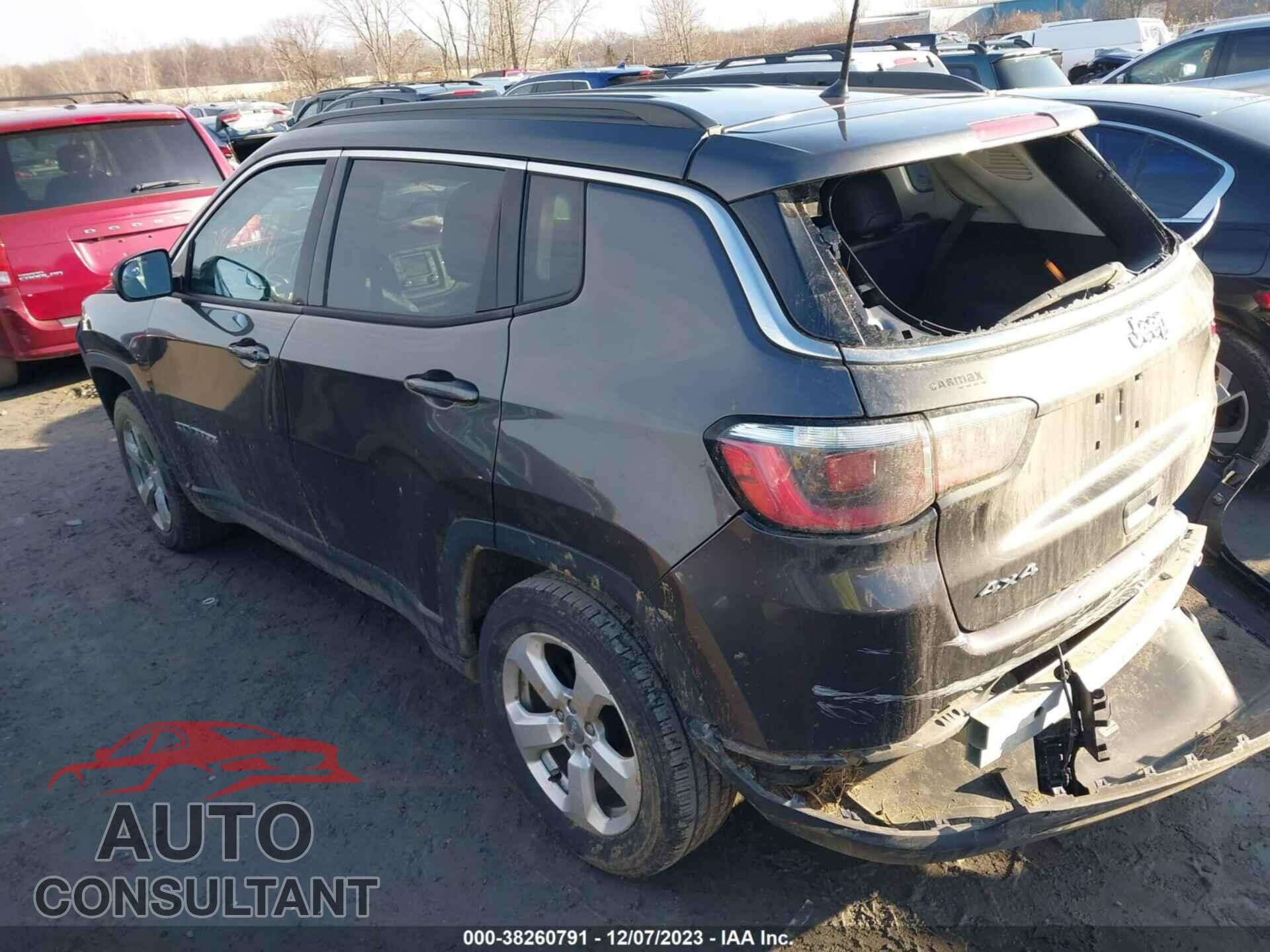 JEEP COMPASS 2018 - 3C4NJDBB5JT112712