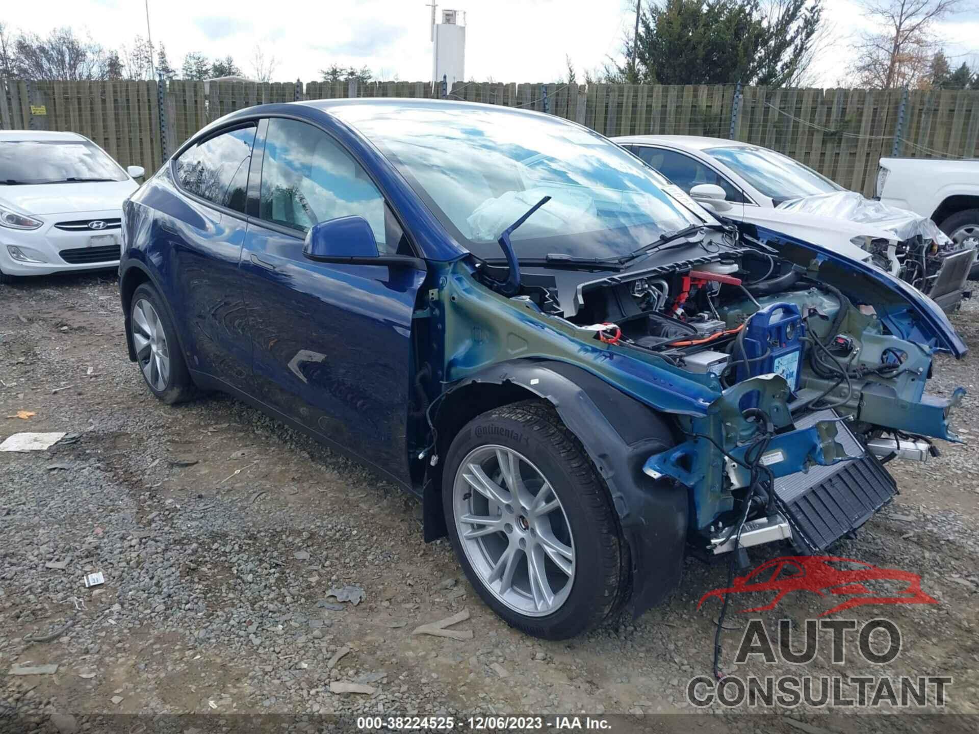 TESLA MODEL Y 2023 - 7SAYGDEE8PA118643