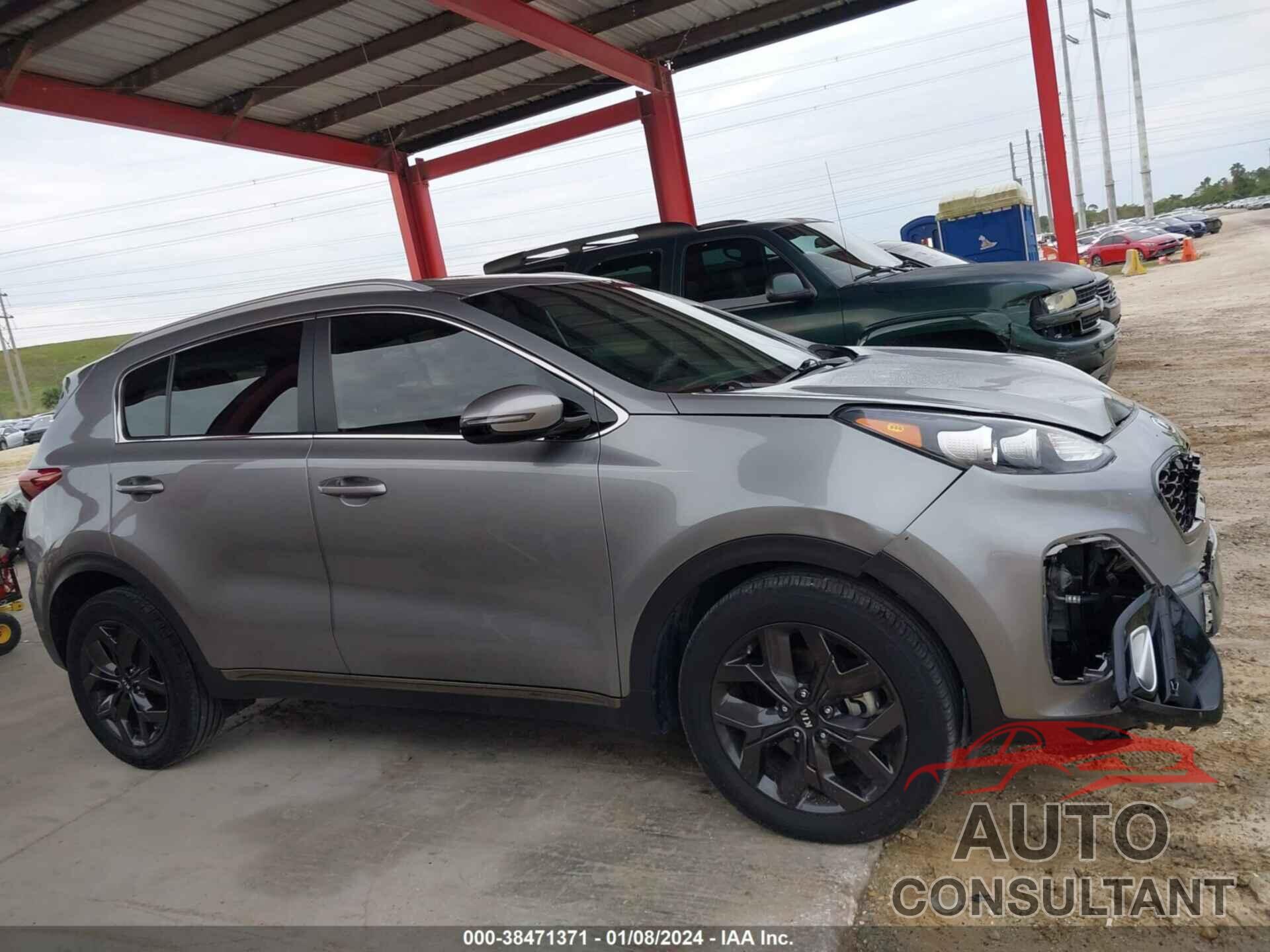 KIA SPORTAGE 2021 - KNDP63AC5M7847133