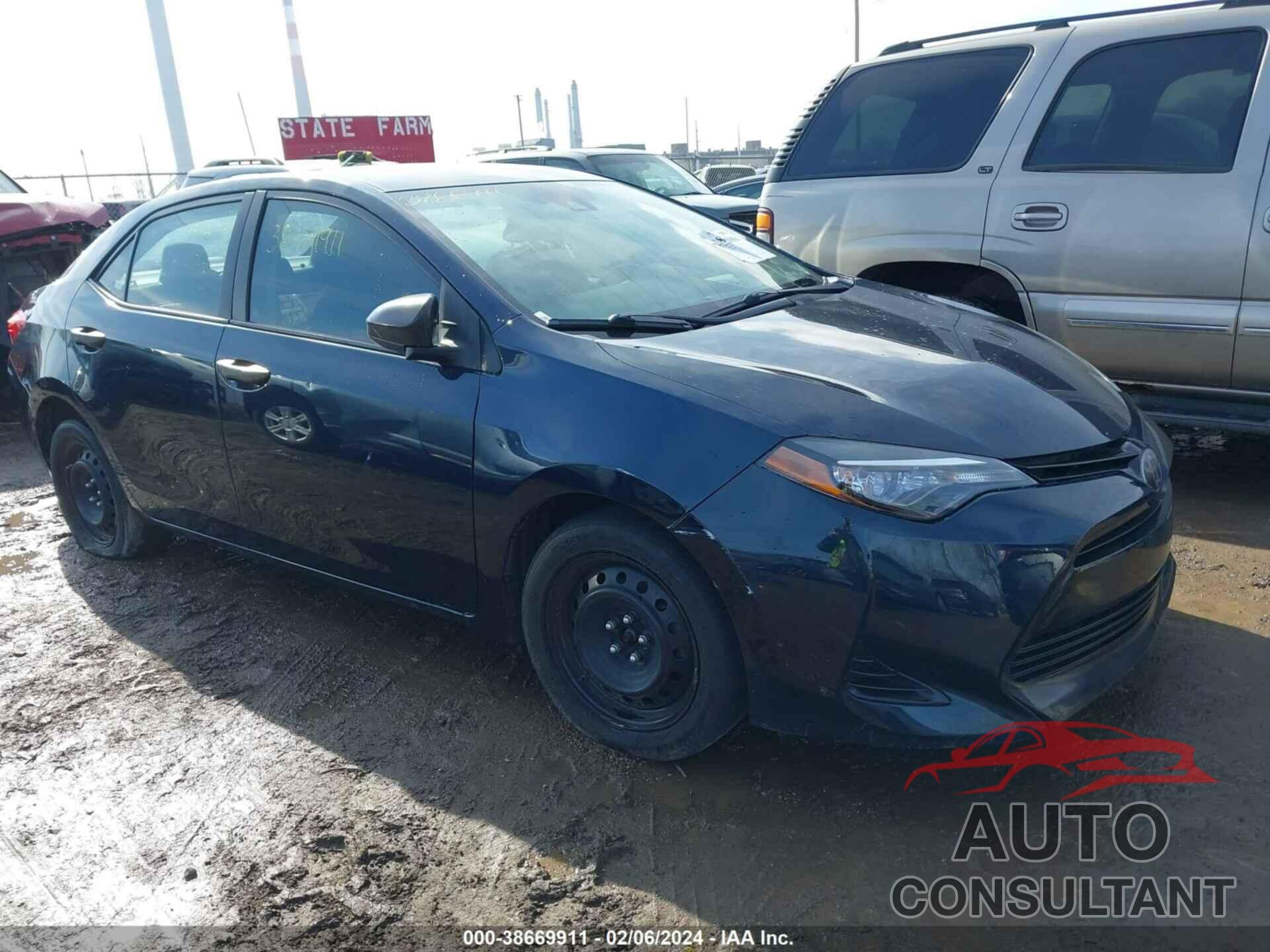 TOYOTA COROLLA 2017 - 5YFBURHE5HP608230