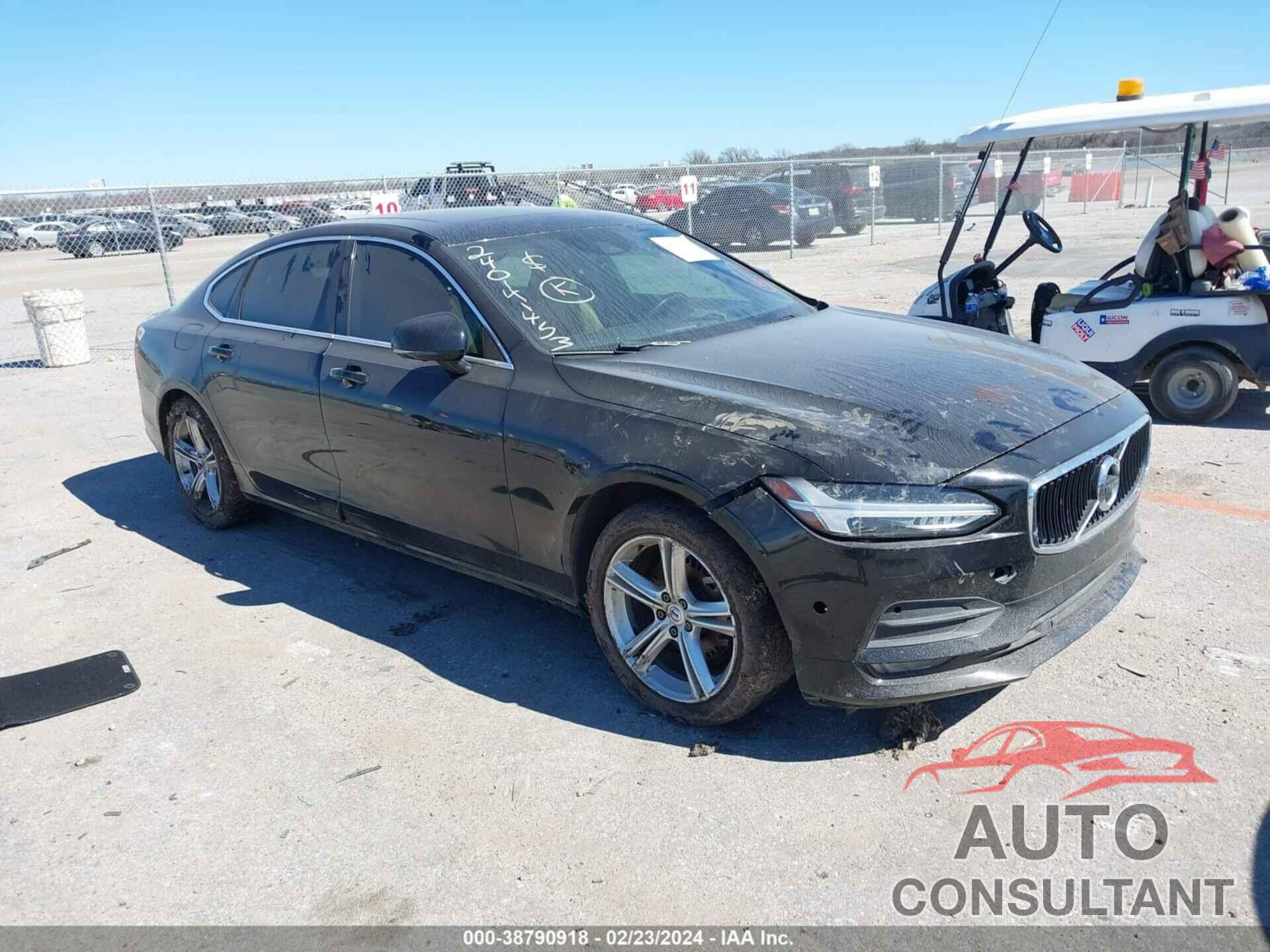 VOLVO S90 2018 - LVY982MK5JP030149