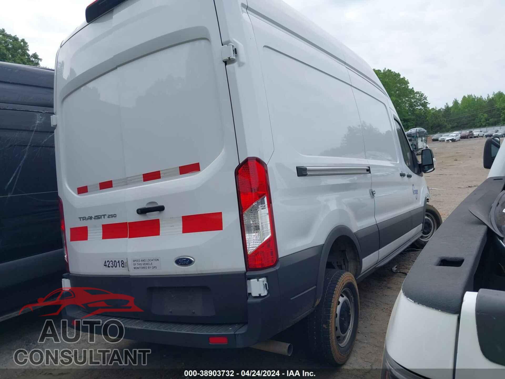 FORD TRANSIT 2023 - 1FTBR1X83PKA65536