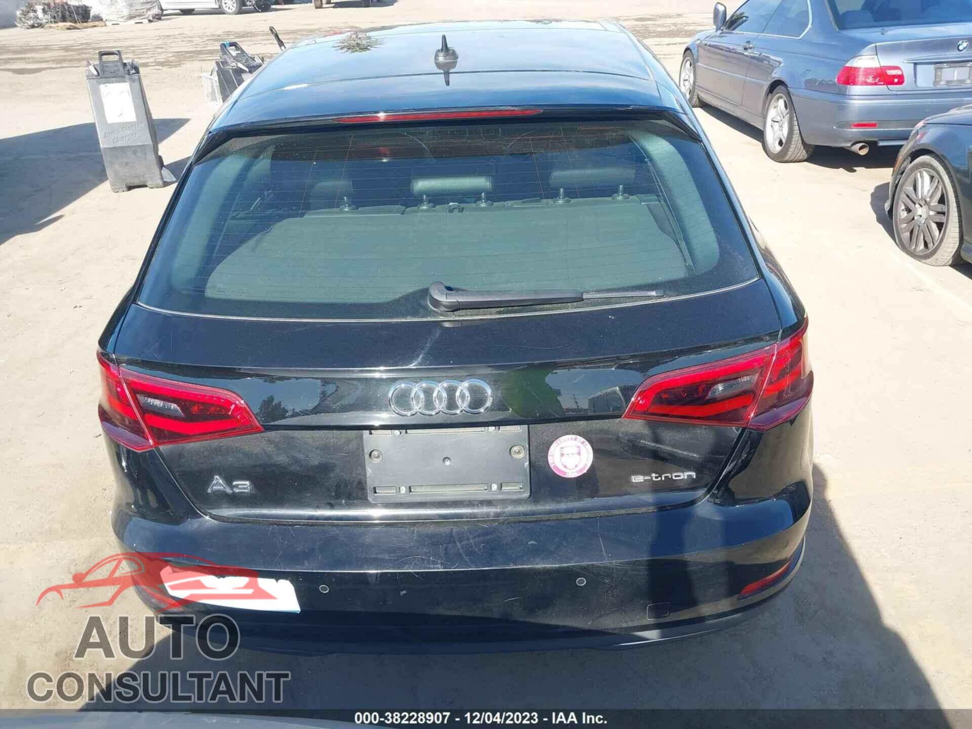 AUDI A3 E-TRON 2016 - WAUTPBFF4GA100734
