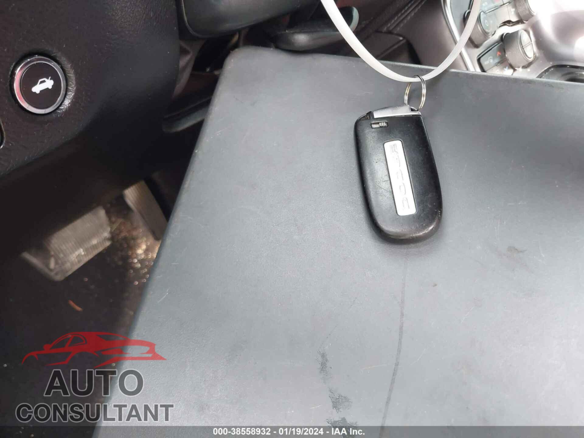 DODGE CHALLENGER 2019 - 2C3CDZAG3KH717075