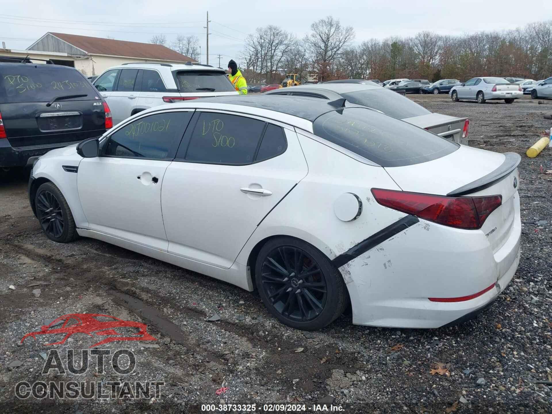 KIA OPTIMA 2013 - 5XXGM4A71DG142304