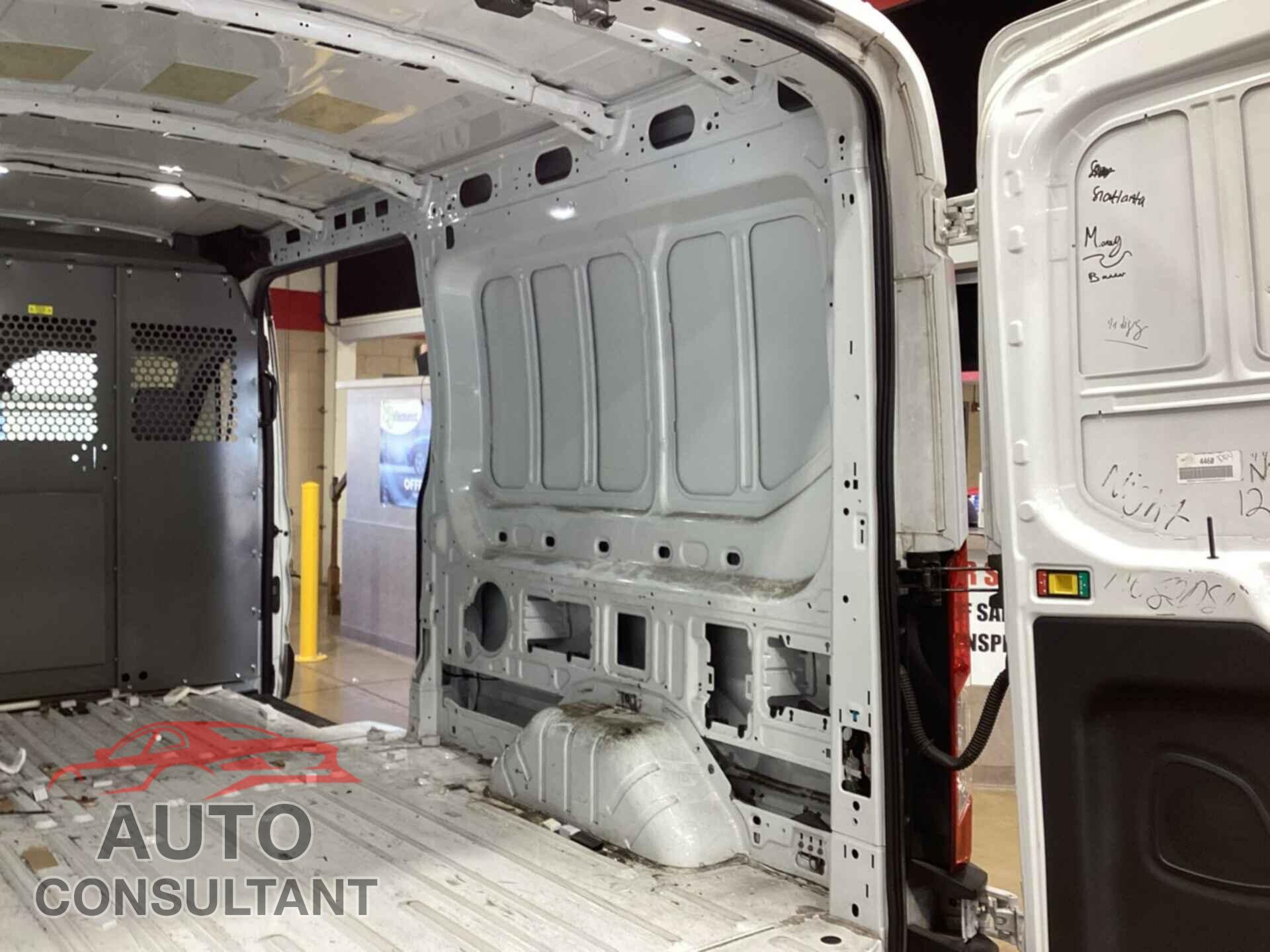 FORD TRANSIT 2019 - 1FTYR2CMXKKA80305