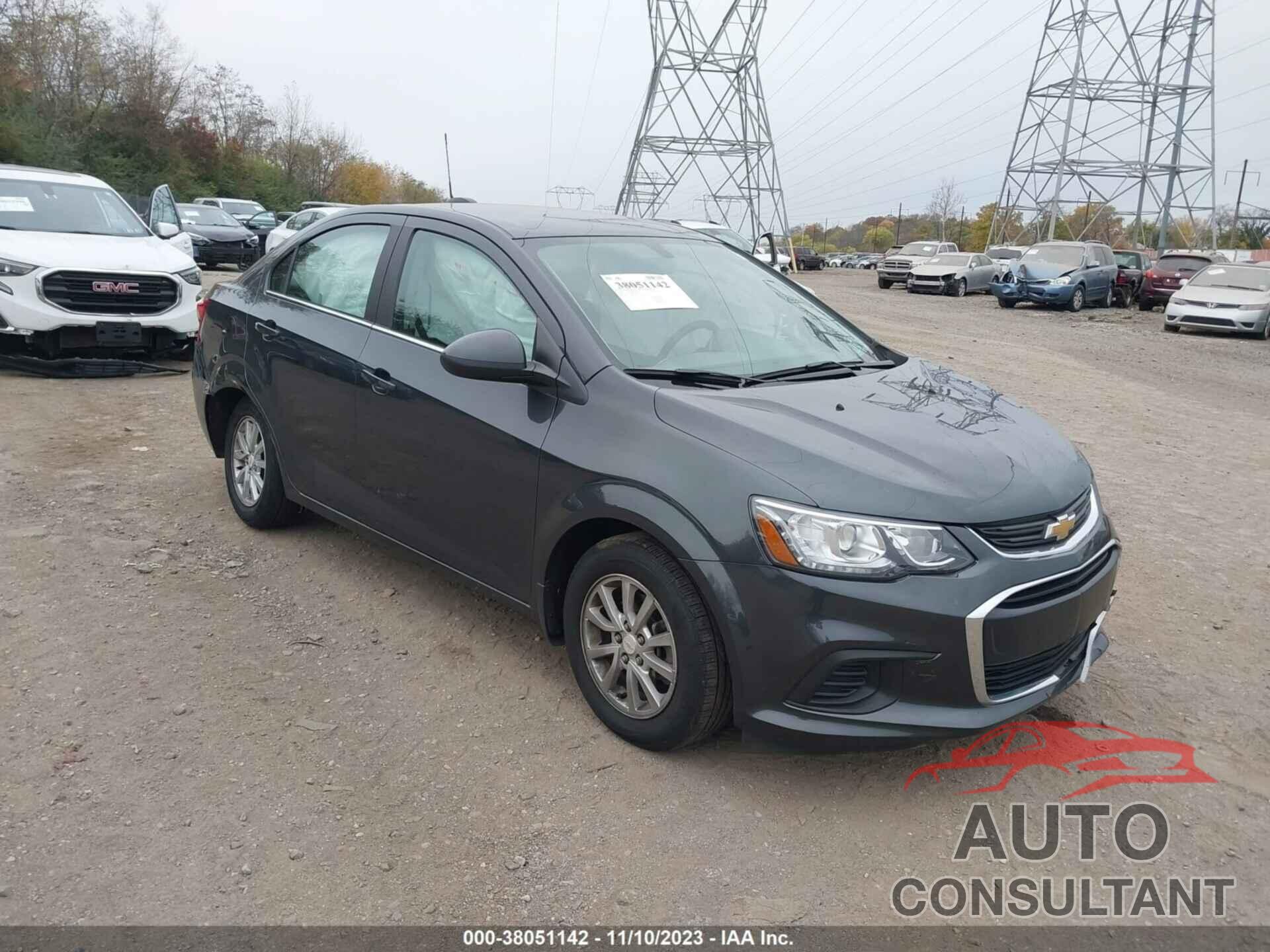 CHEVROLET SONIC 2018 - 1G1JD5SG7J4121403