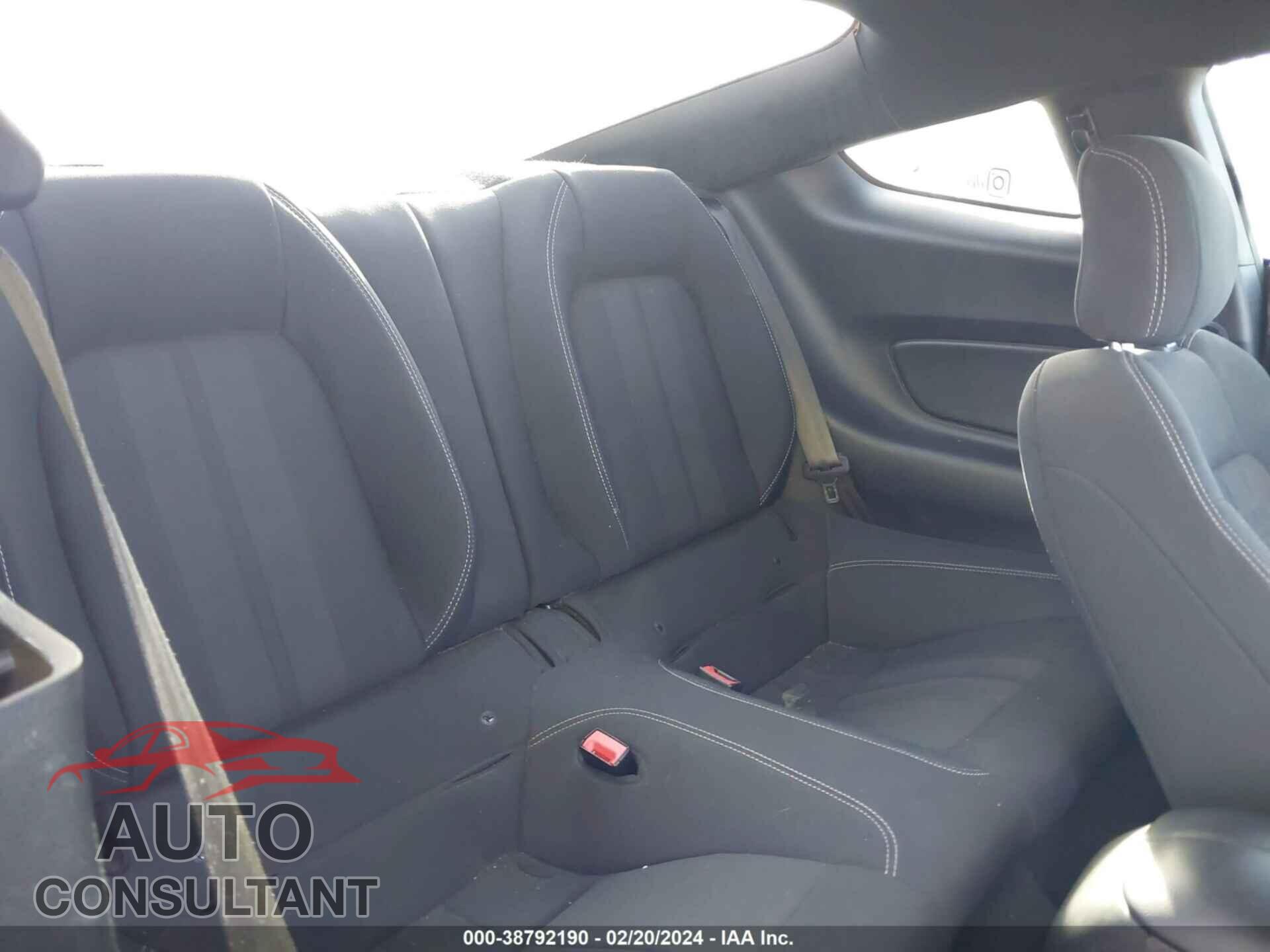 FORD MUSTANG 2019 - 1FA6P8TH3K5203885