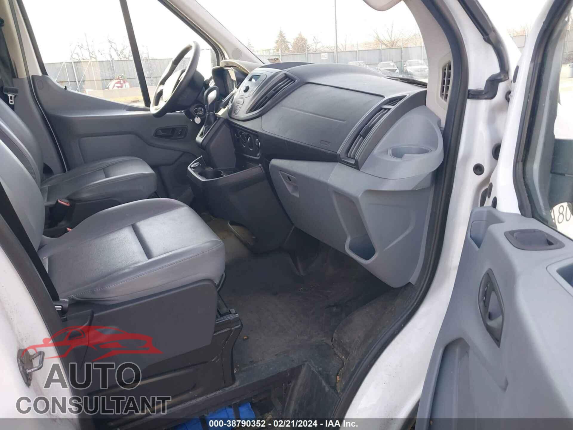 FORD TRANSIT-350 2018 - 1FTBW2CM3JKA58014