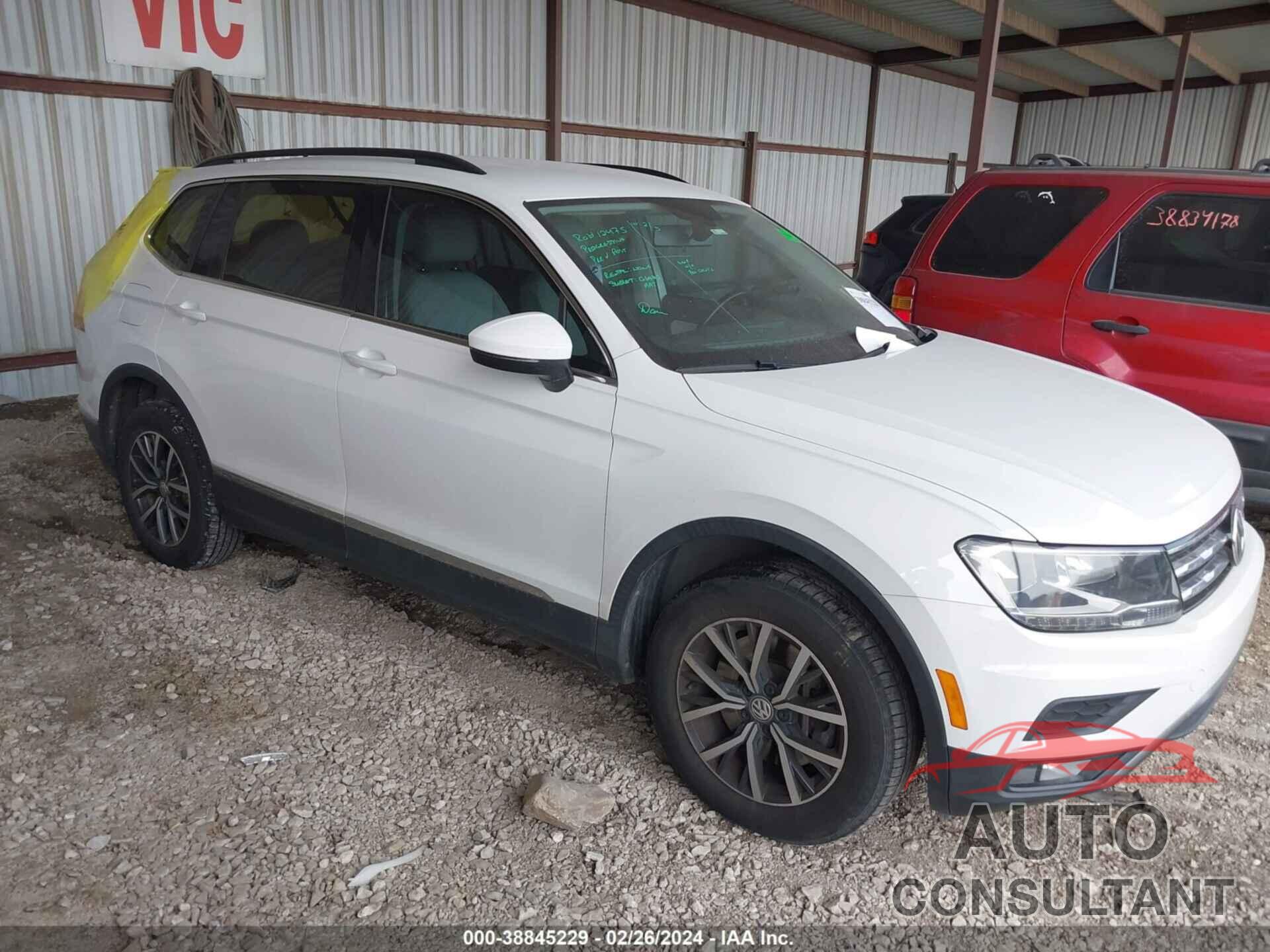 VOLKSWAGEN TIGUAN 2018 - 3VV2B7AXXJM005648