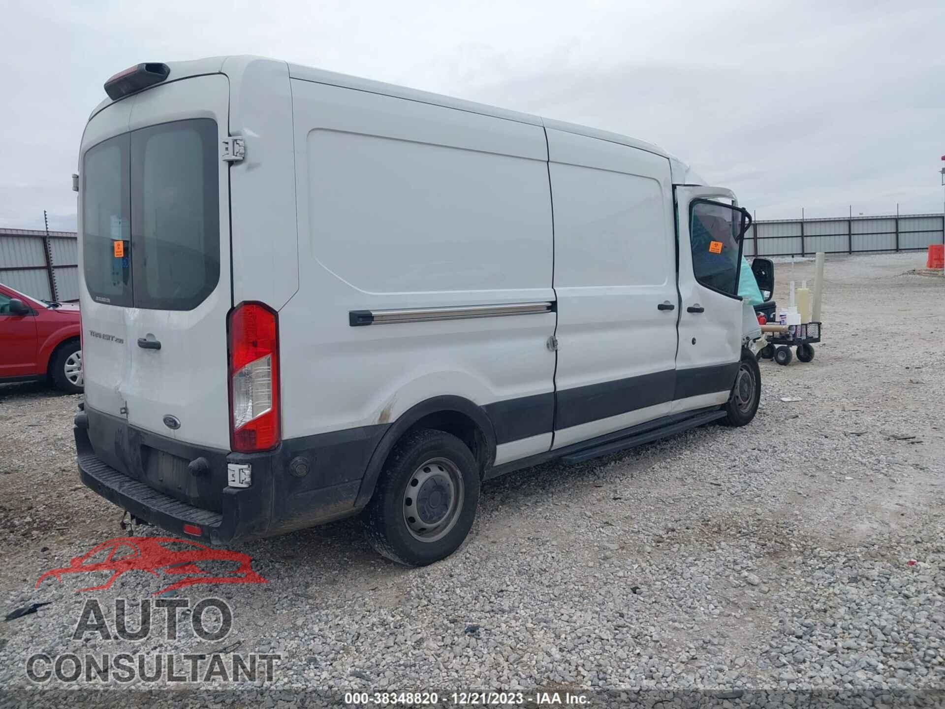 FORD TRANSIT 2018 - 1FTYR2CM6JKA71647