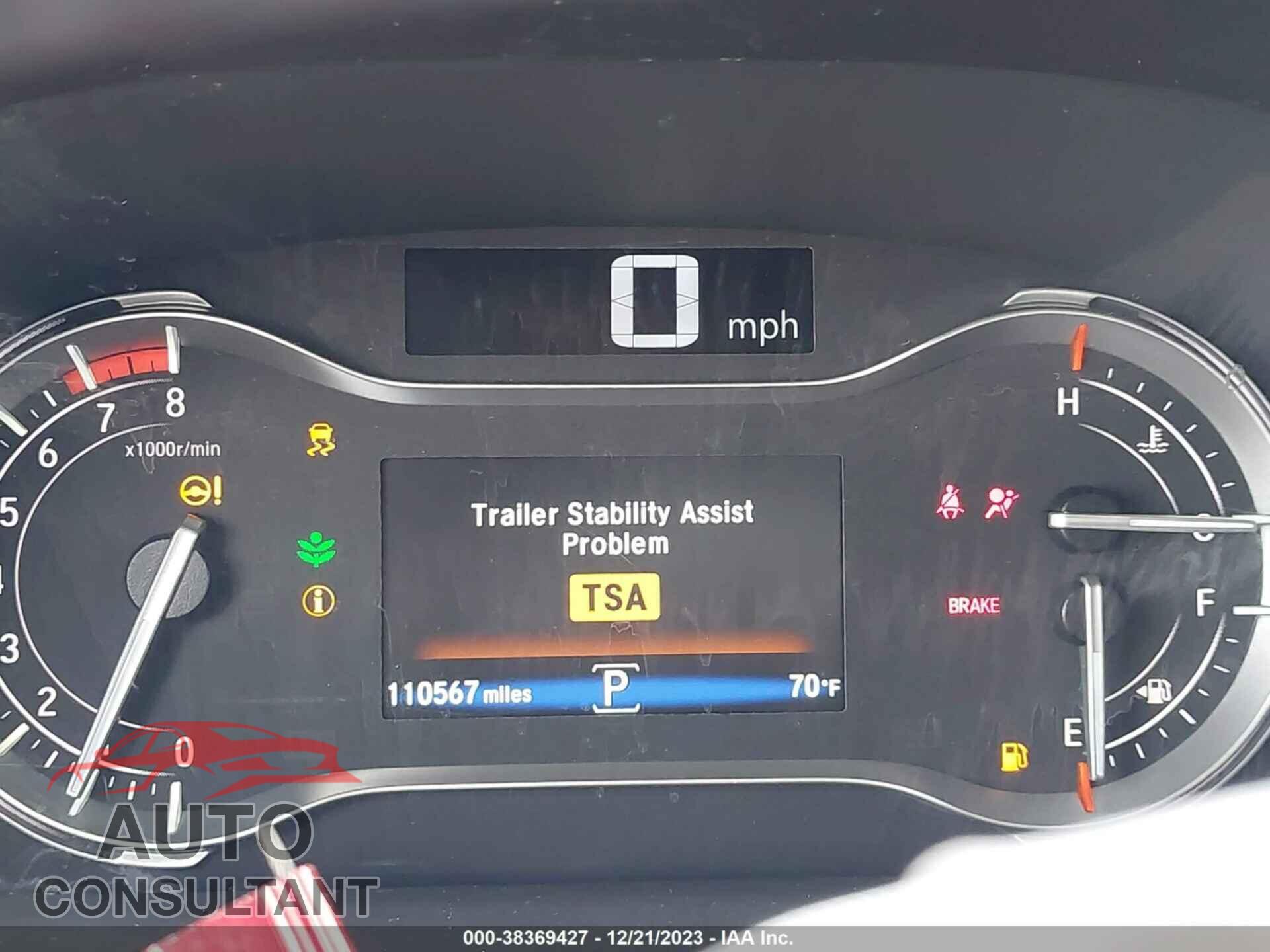 HONDA PILOT 2018 - 5FNYF5H55JB009732