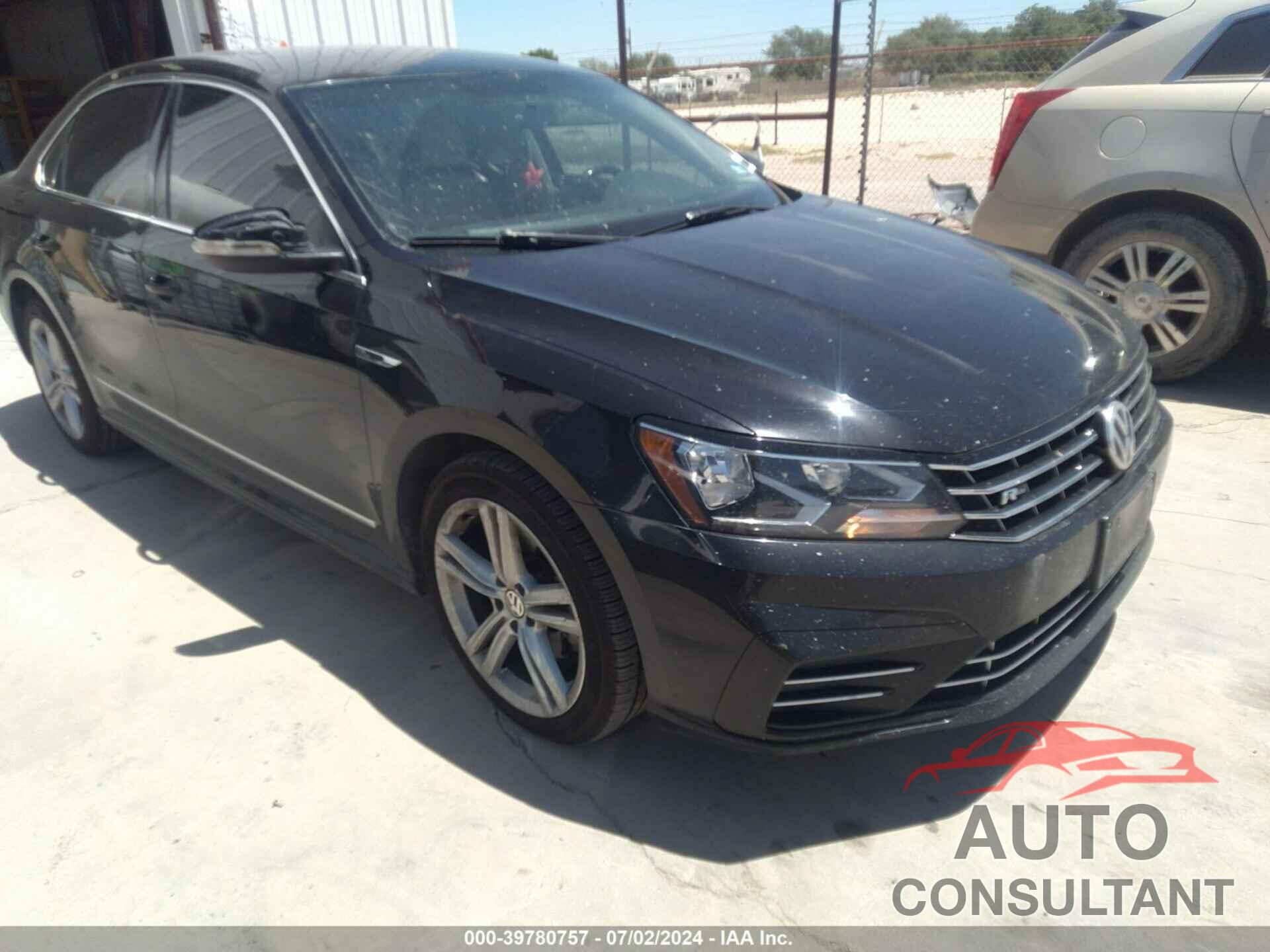 VOLKSWAGEN PASSAT 2017 - 1VWDT7A38HC055720