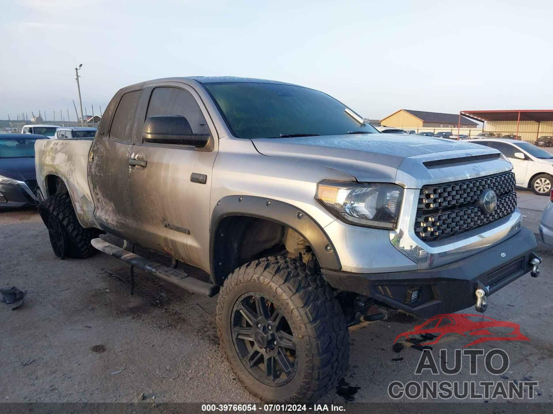 TOYOTA TUNDRA 2020 - 5TFUY5F10LX875517