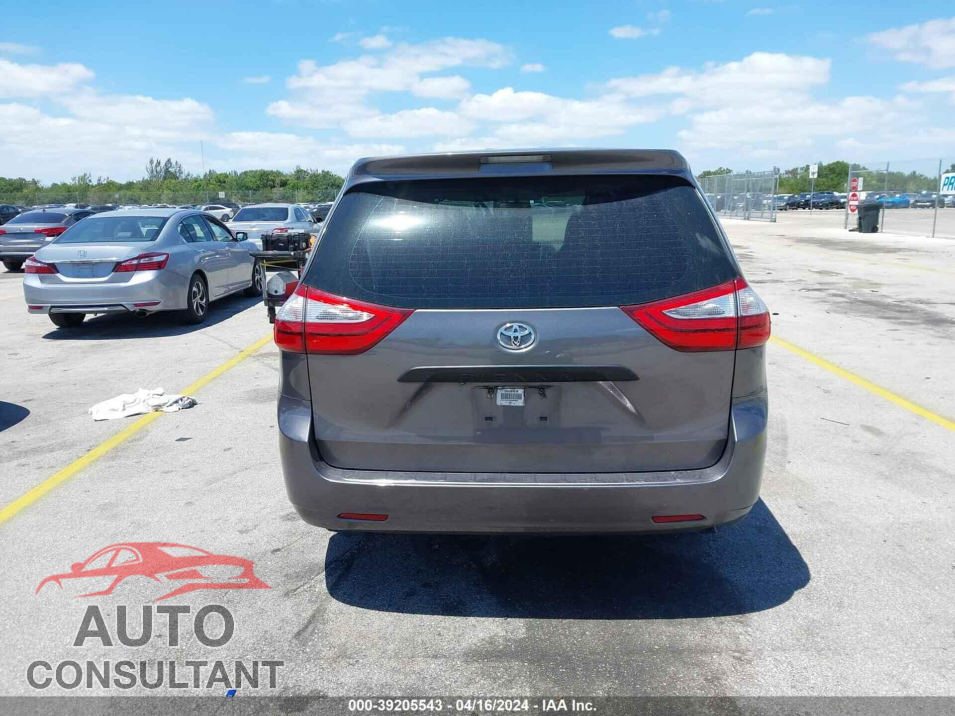 TOYOTA SIENNA 2017 - 5TDZZ3DC2HS869694