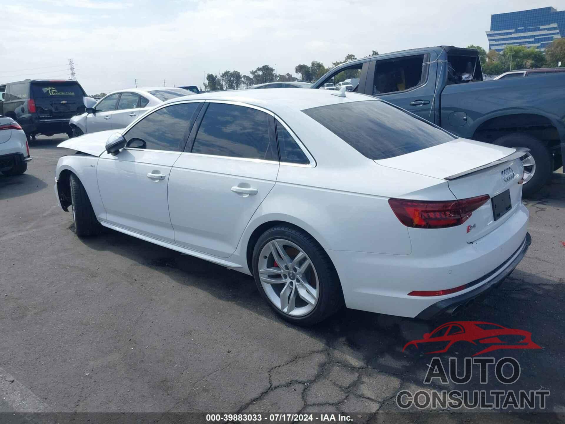 AUDI S4 2018 - WAUB4AF43JA015291