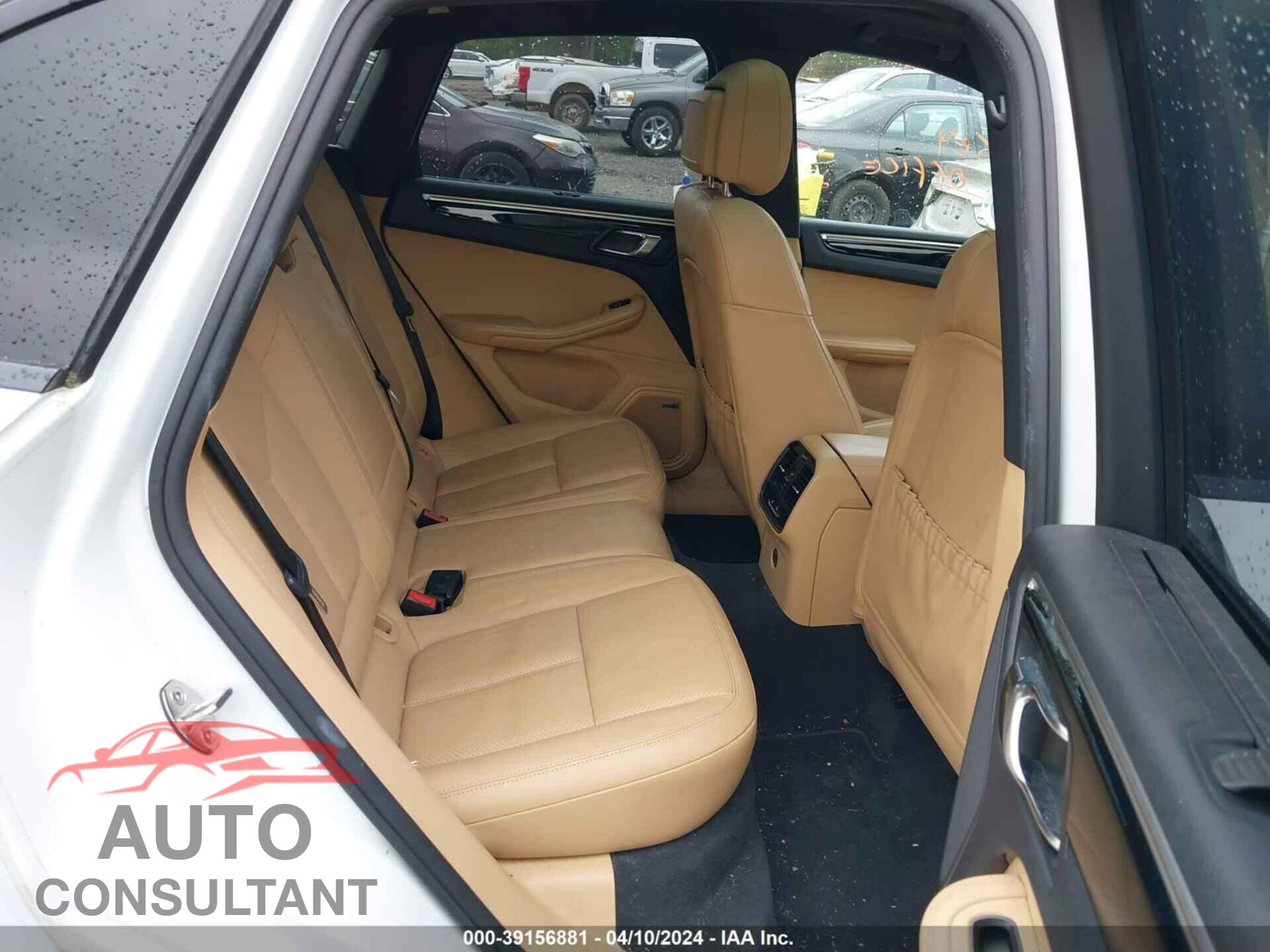 PORSCHE MACAN 2017 - WP1AA2A54HLB08735