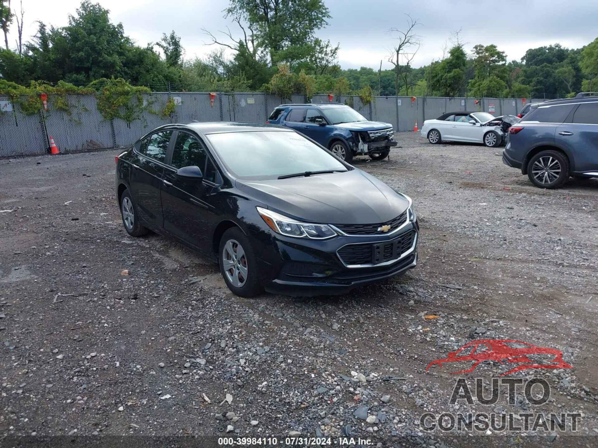 CHEVROLET CRUZE 2018 - 1G1BC5SM9J7188564