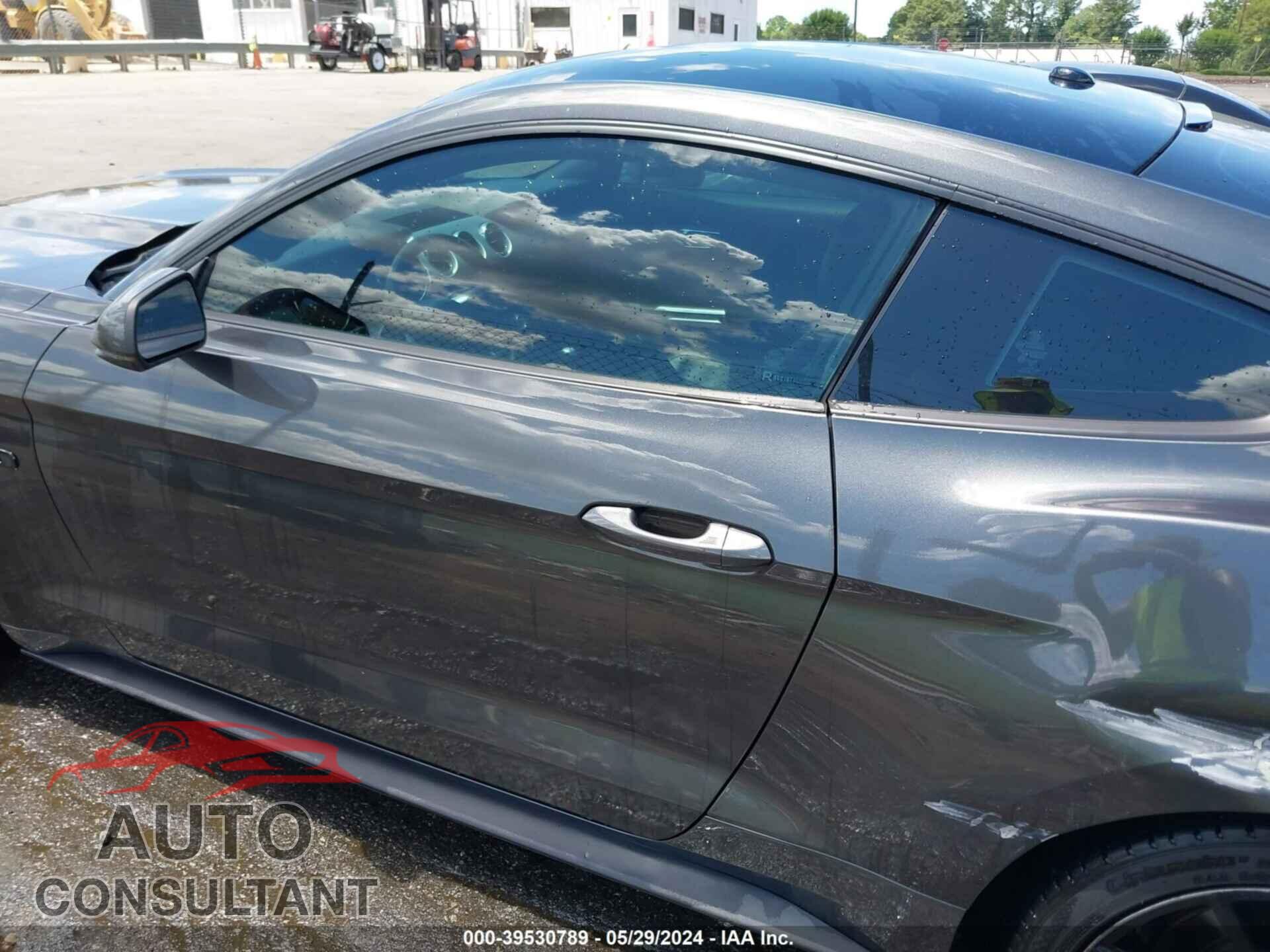 FORD MUSTANG 2017 - 1FA6P8CF0H5333209