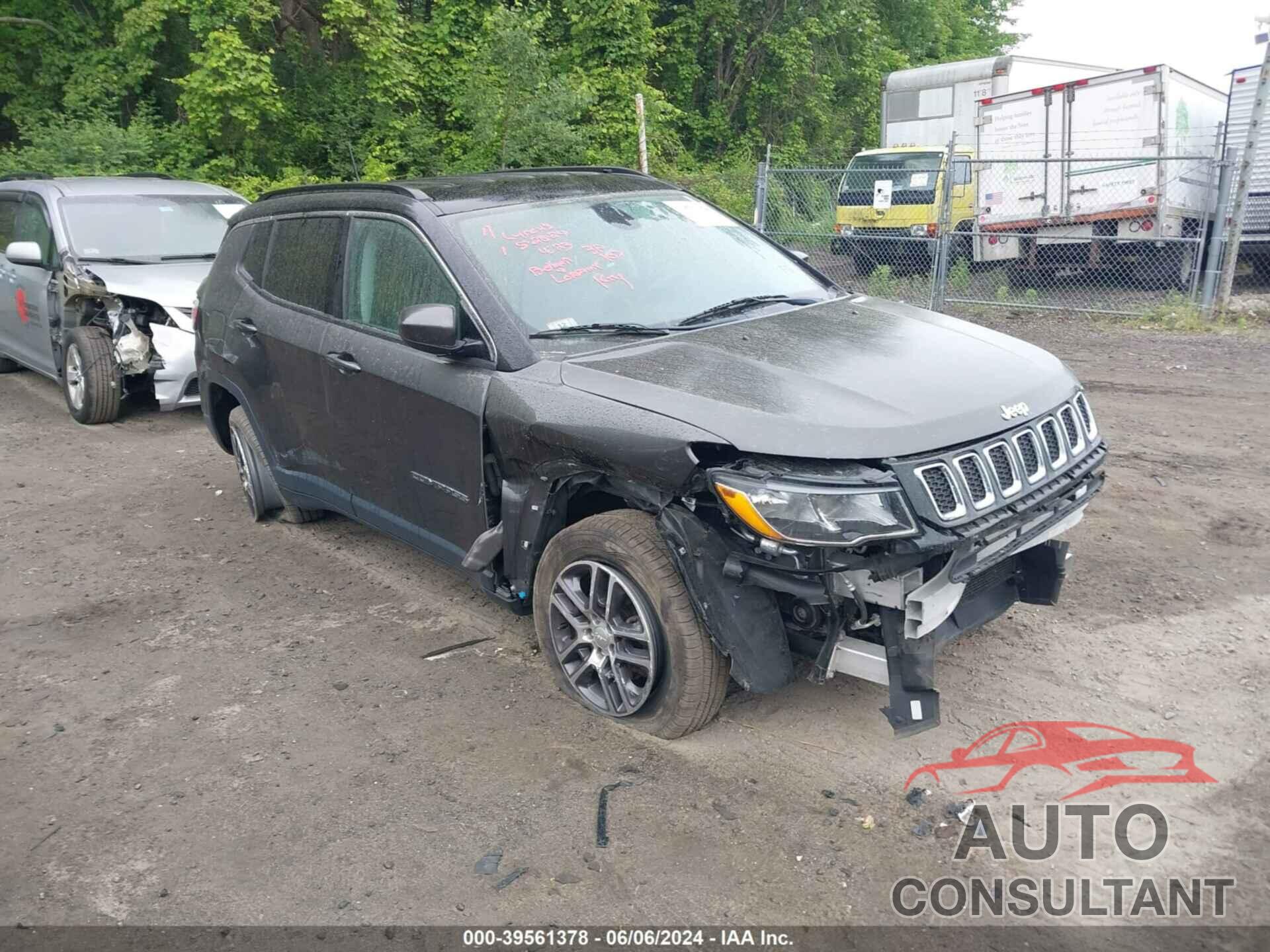 JEEP COMPASS 2018 - 3C4NJDBB1JT201922