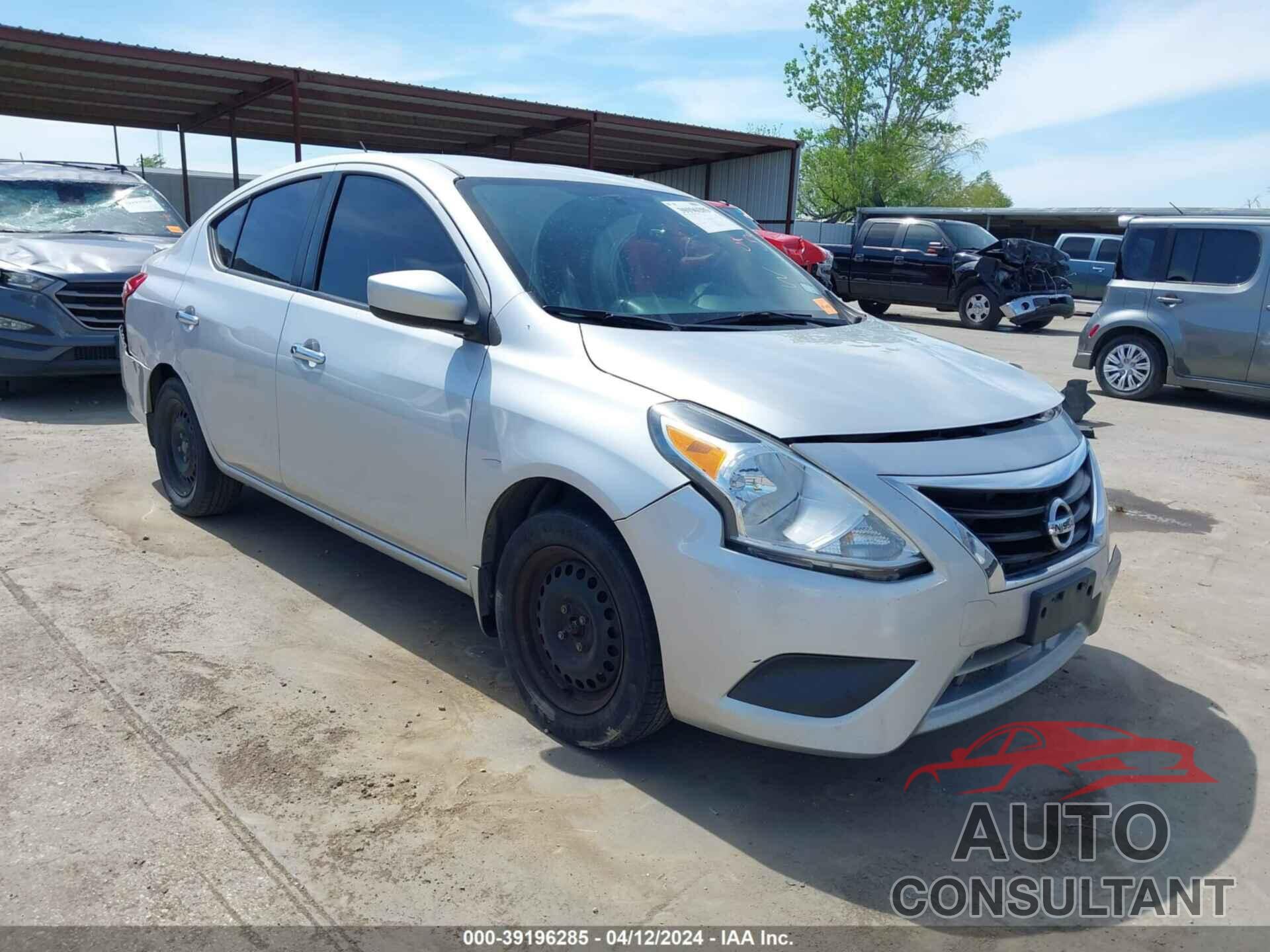 NISSAN VERSA 2017 - 3N1CN7AP5HL843616