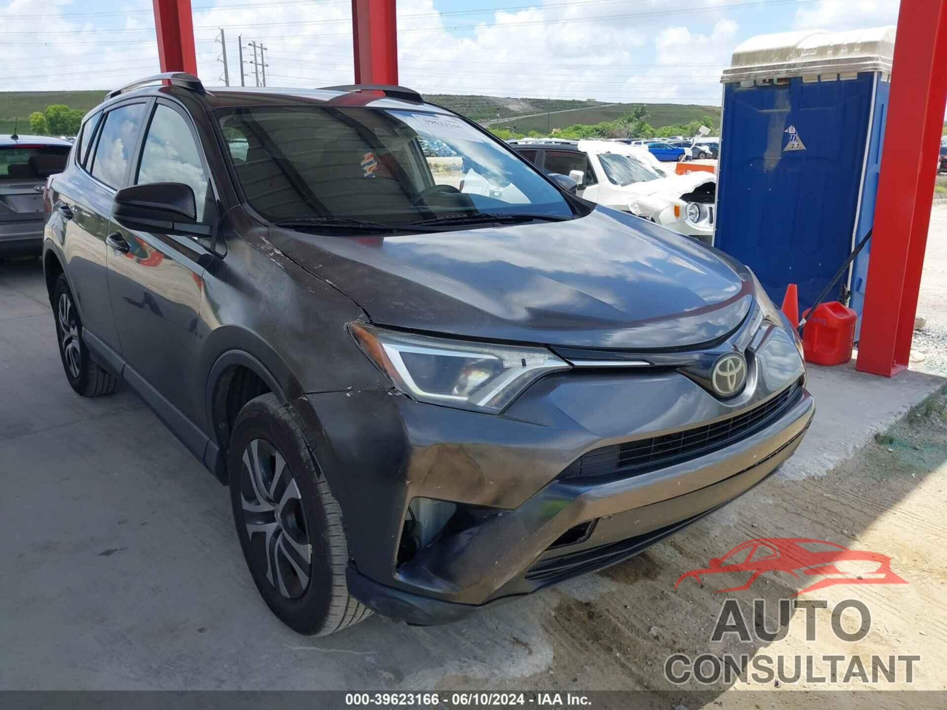 TOYOTA RAV4 2017 - JTMZFREV5HD093875