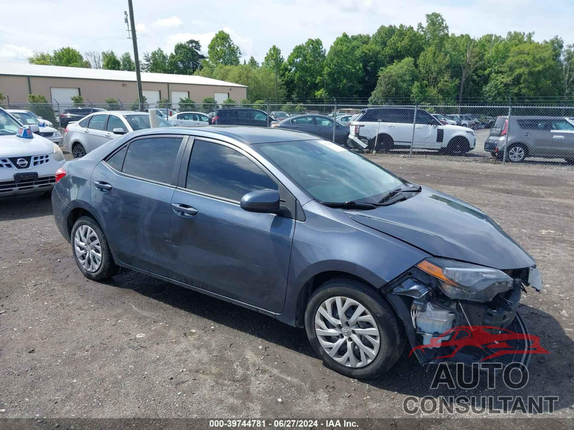 TOYOTA COROLLA 2018 - 2T1BURHEXJC023407
