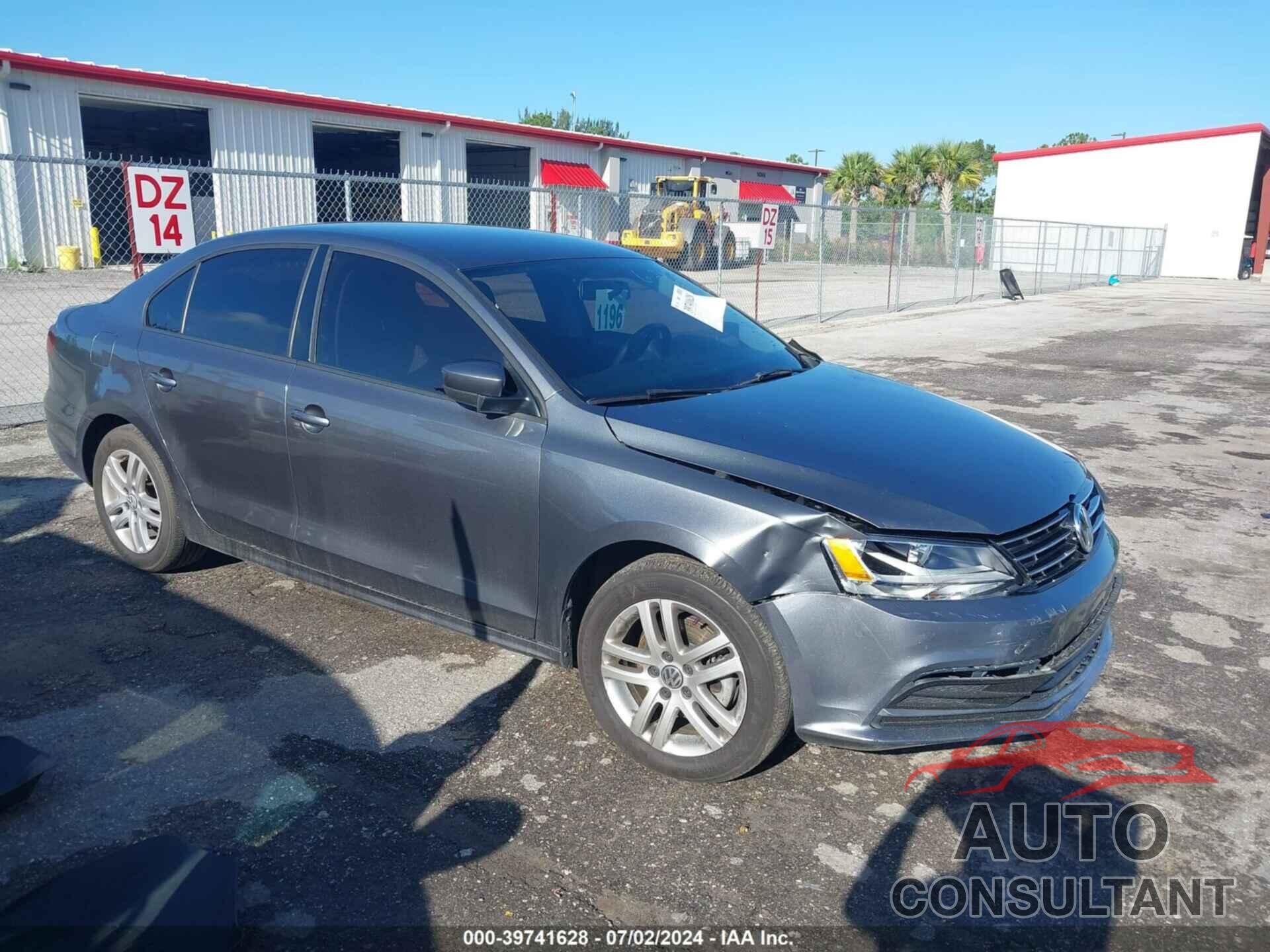 VOLKSWAGEN JETTA 2018 - 3VW2B7AJ3JM260892