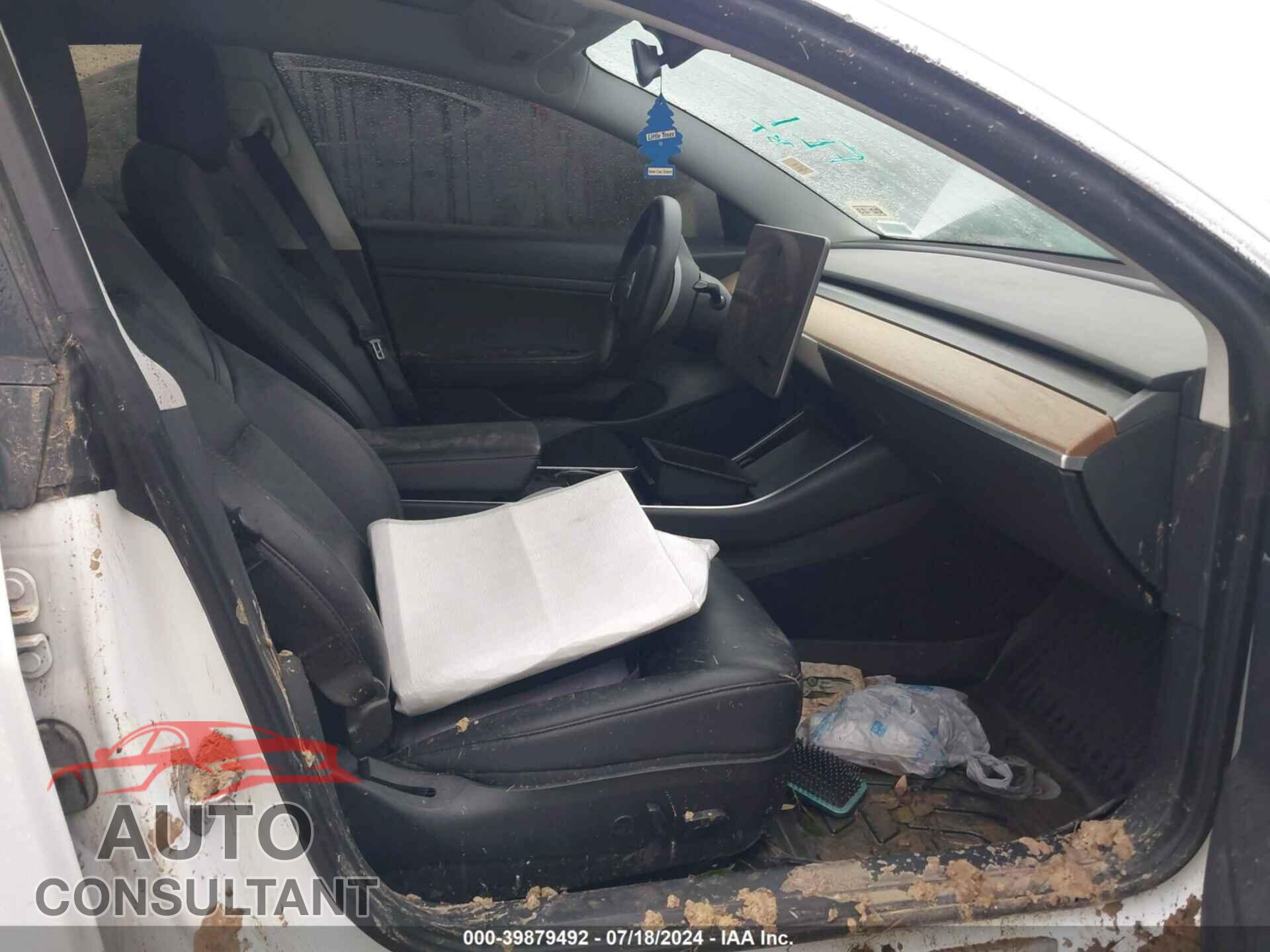 TESLA MODEL 3 2020 - 5YJ3E1EA8LF799795
