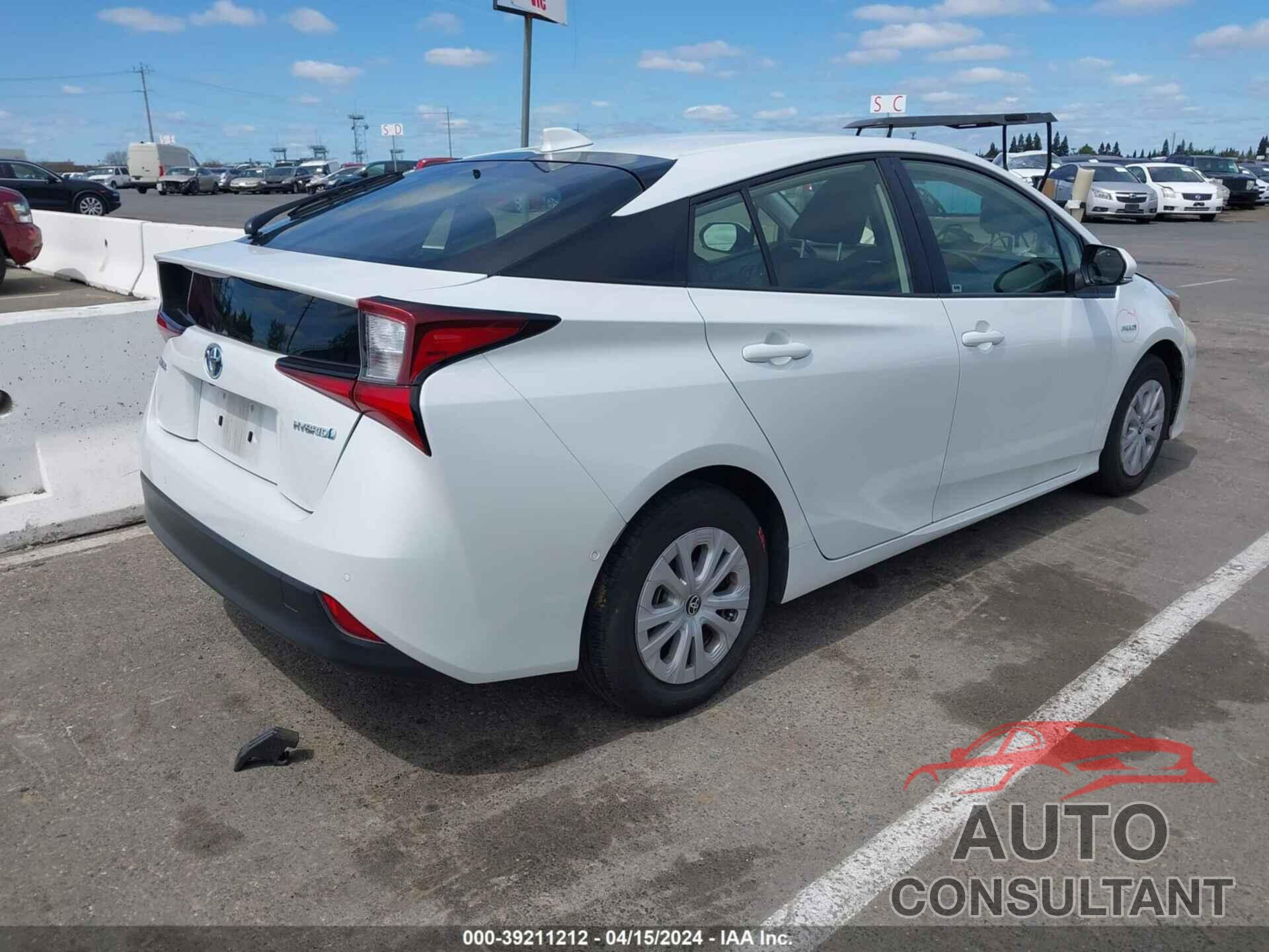 TOYOTA PRIUS 2021 - JTDKAMFUXM3147650