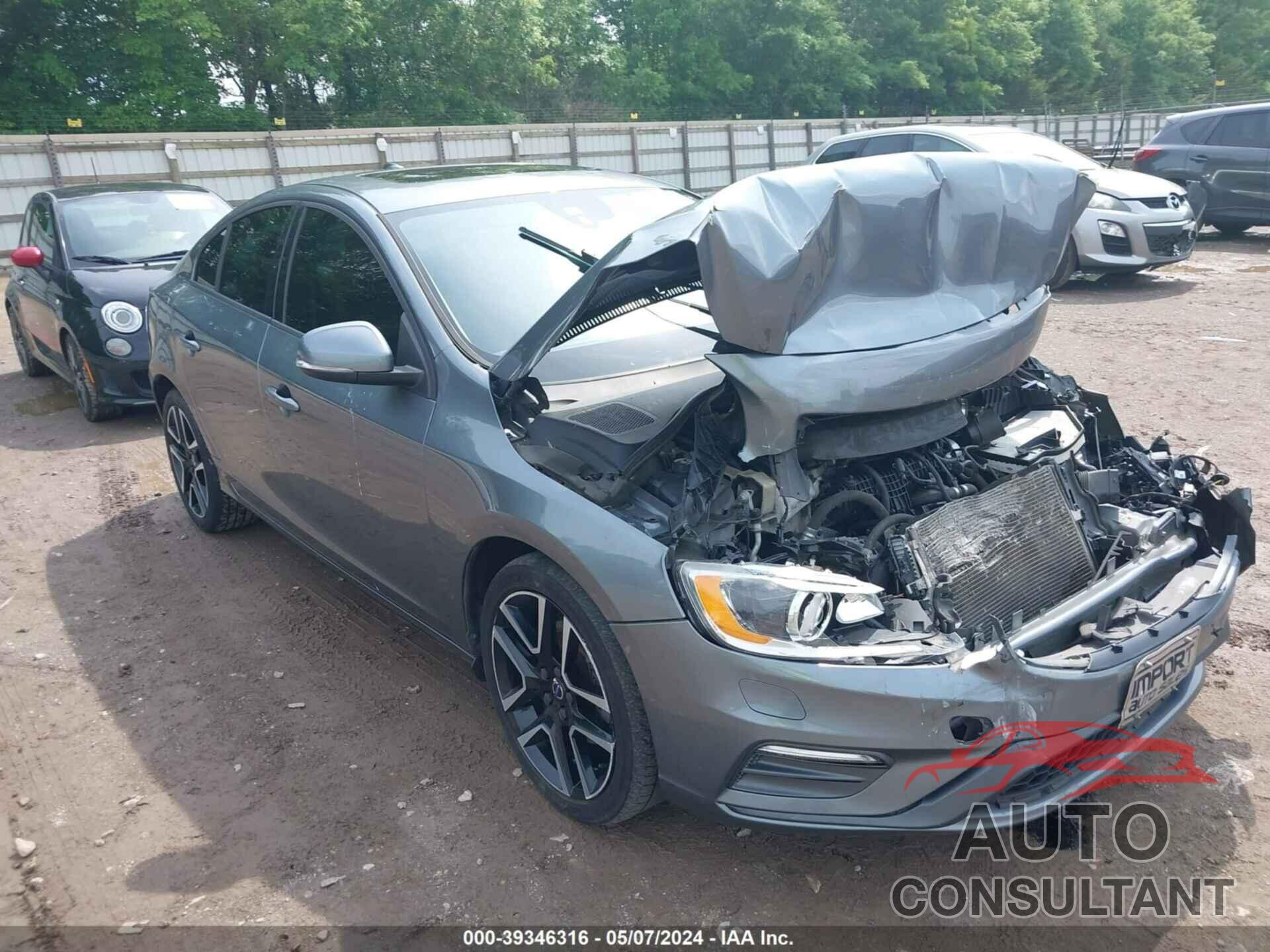 VOLVO S60 2017 - YV126MFL9H2427106